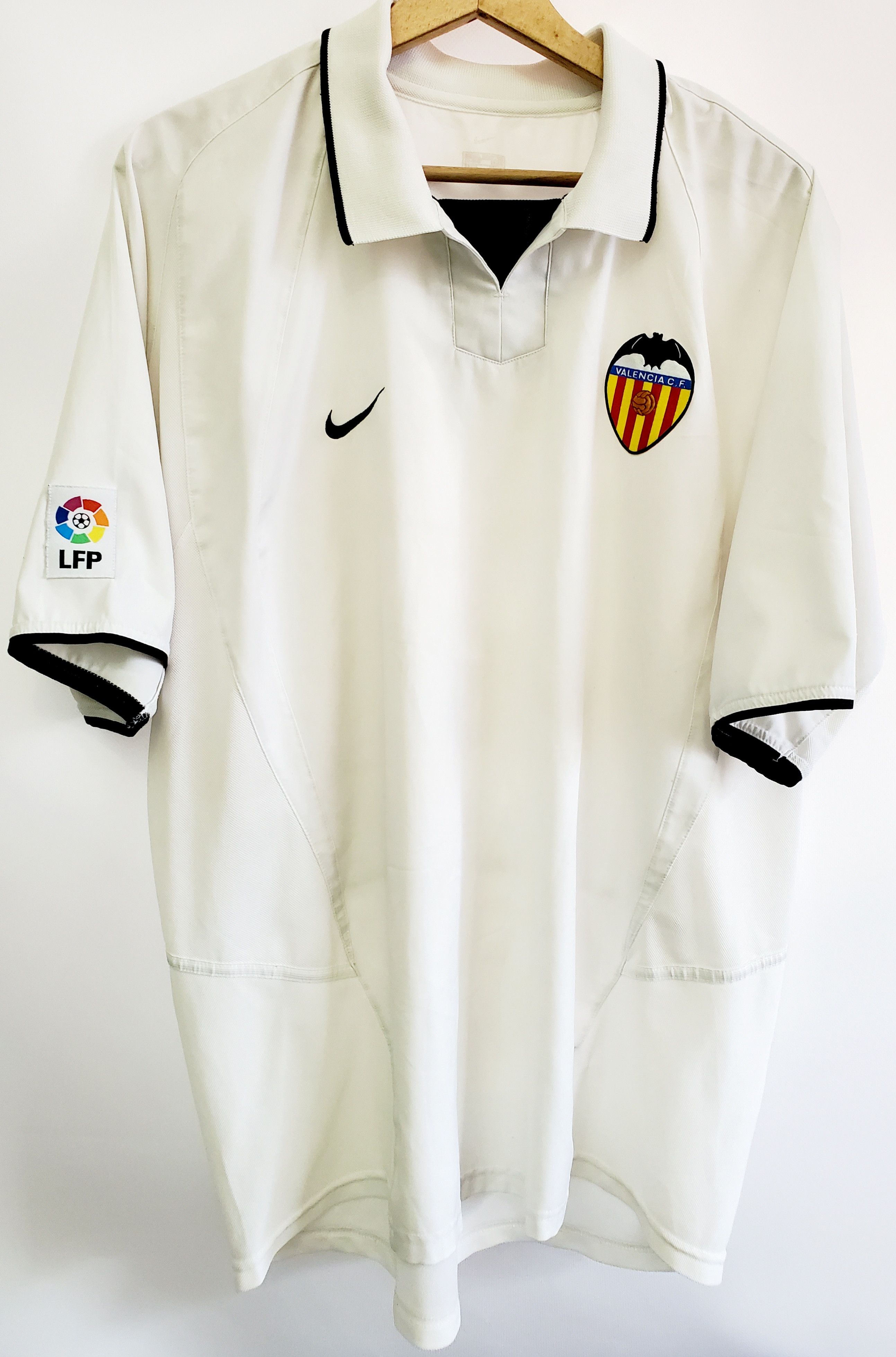 Nike × Vintage Vintage Valencia Home 2002/03 Nike Soccer Jersey size Xl Size US XL / EU 56 / 4 - 1 Thumbnail