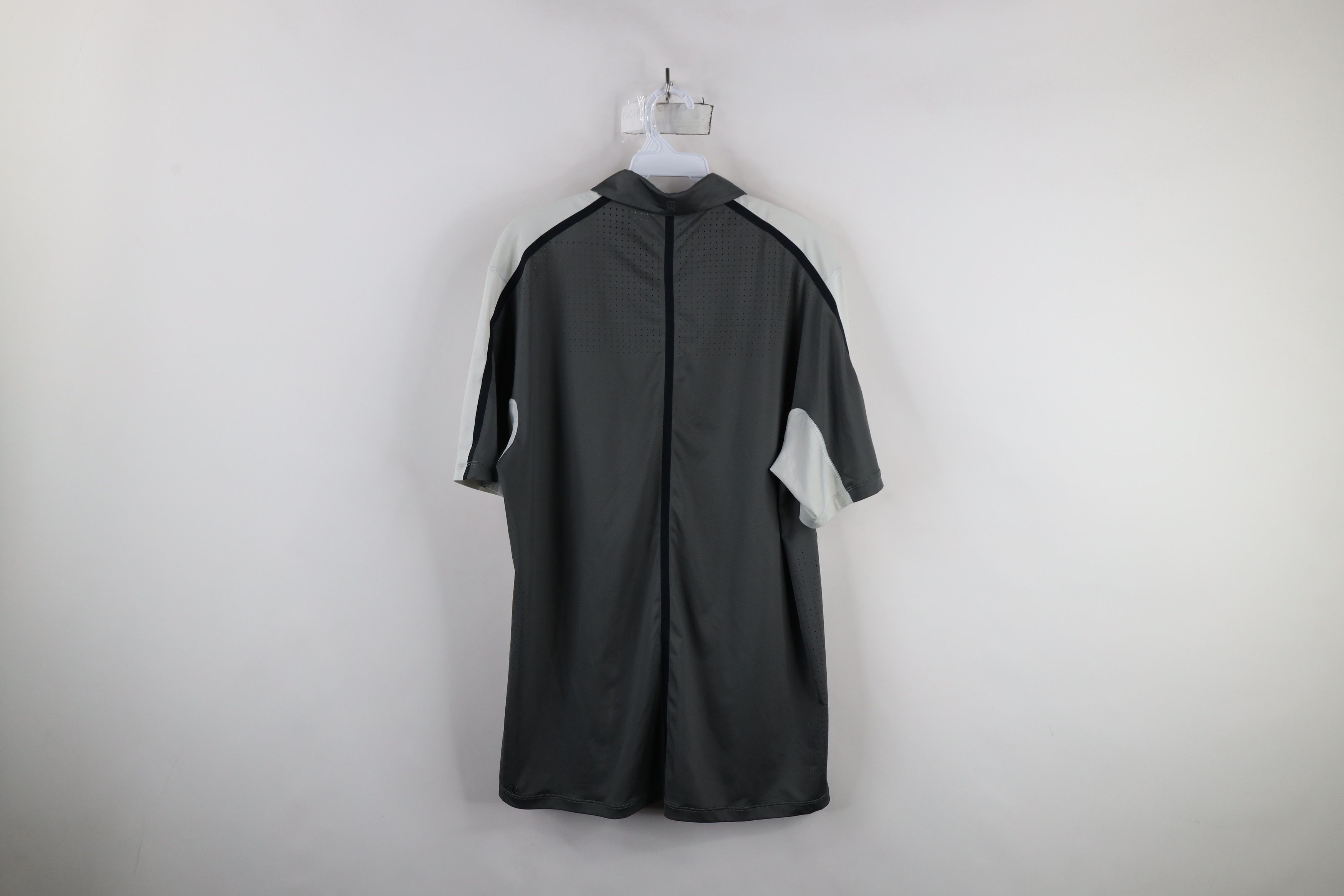 Nike × Vintage Nike Golf Tiger Woods Collection Collared Golfing Polo Shirt Size US S / EU 44-46 / 1 - 15 Thumbnail