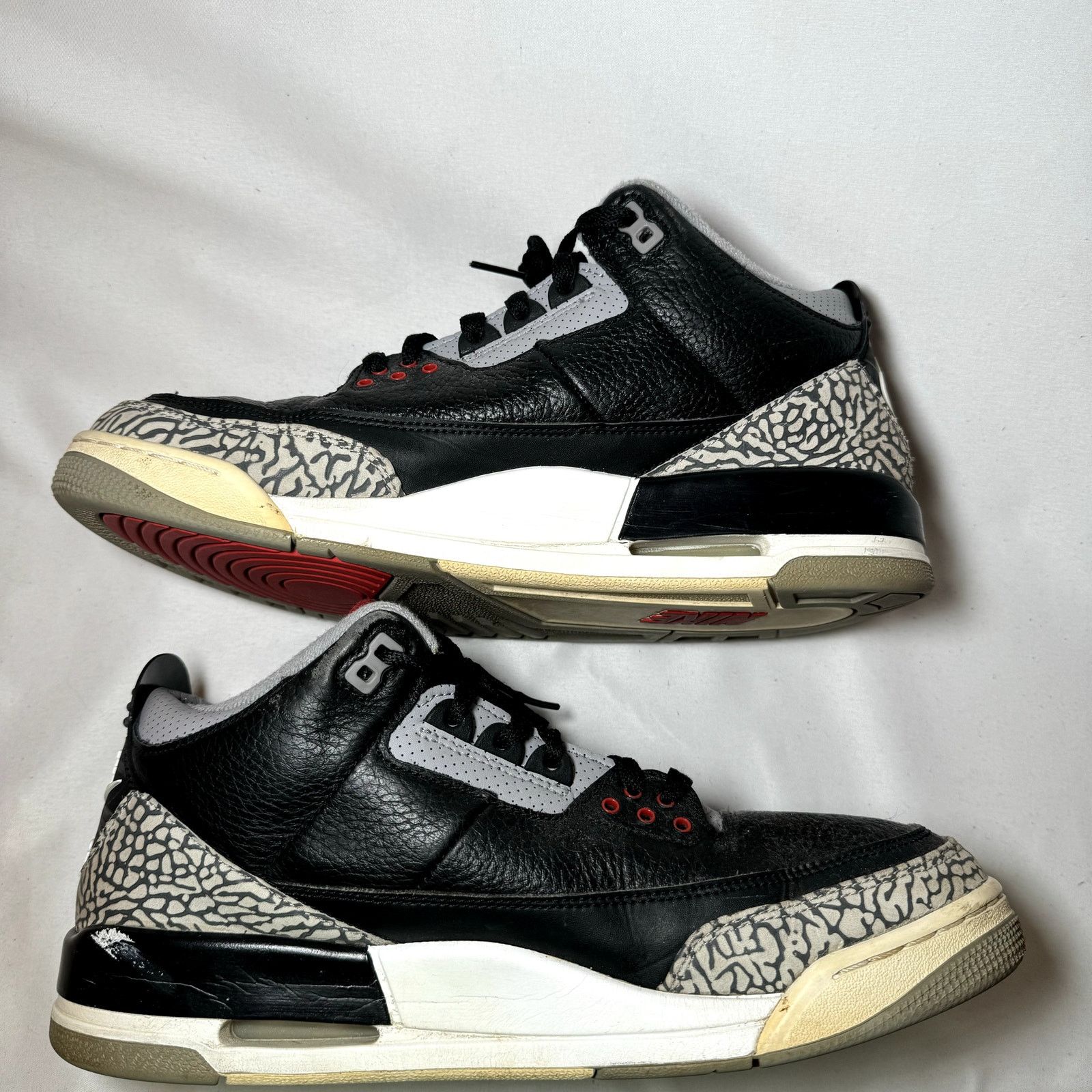 Jordan Brand × Nike Size 11.5 - Nike Air Jordan 3 Retro OG Black Cement 2018 Size US 11.5 / EU 44-45 - 3 Thumbnail