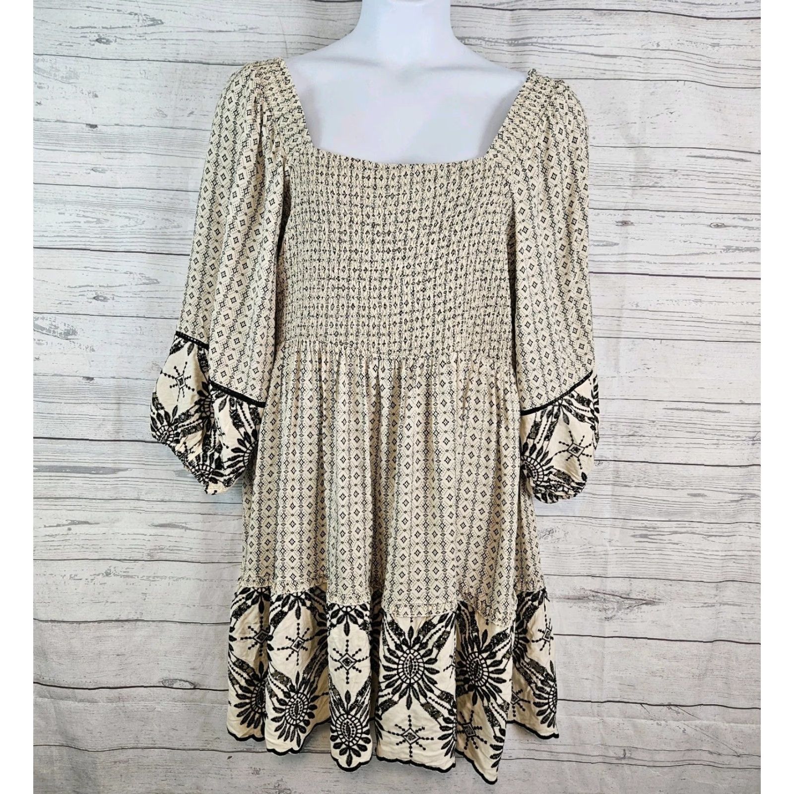 Vintage Tribal Femme Womens Dress XL Black Beige Embroidered 3/4 Sleeve Rayon Knee Length Square Neck Size XL / US 12-14 / IT 48-50 - 2 Thumbnail
