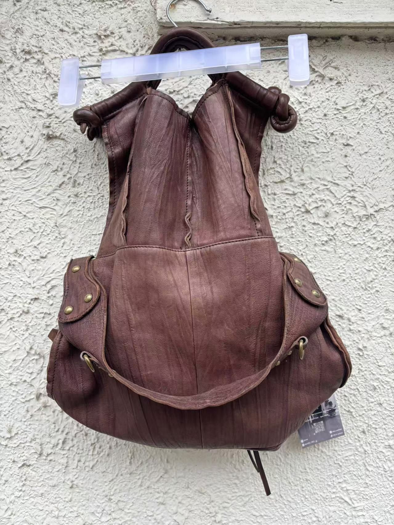 Japanese Brand g.o.a japanese brand brown leather shoulder bag Size ONE SIZE - 4 Thumbnail