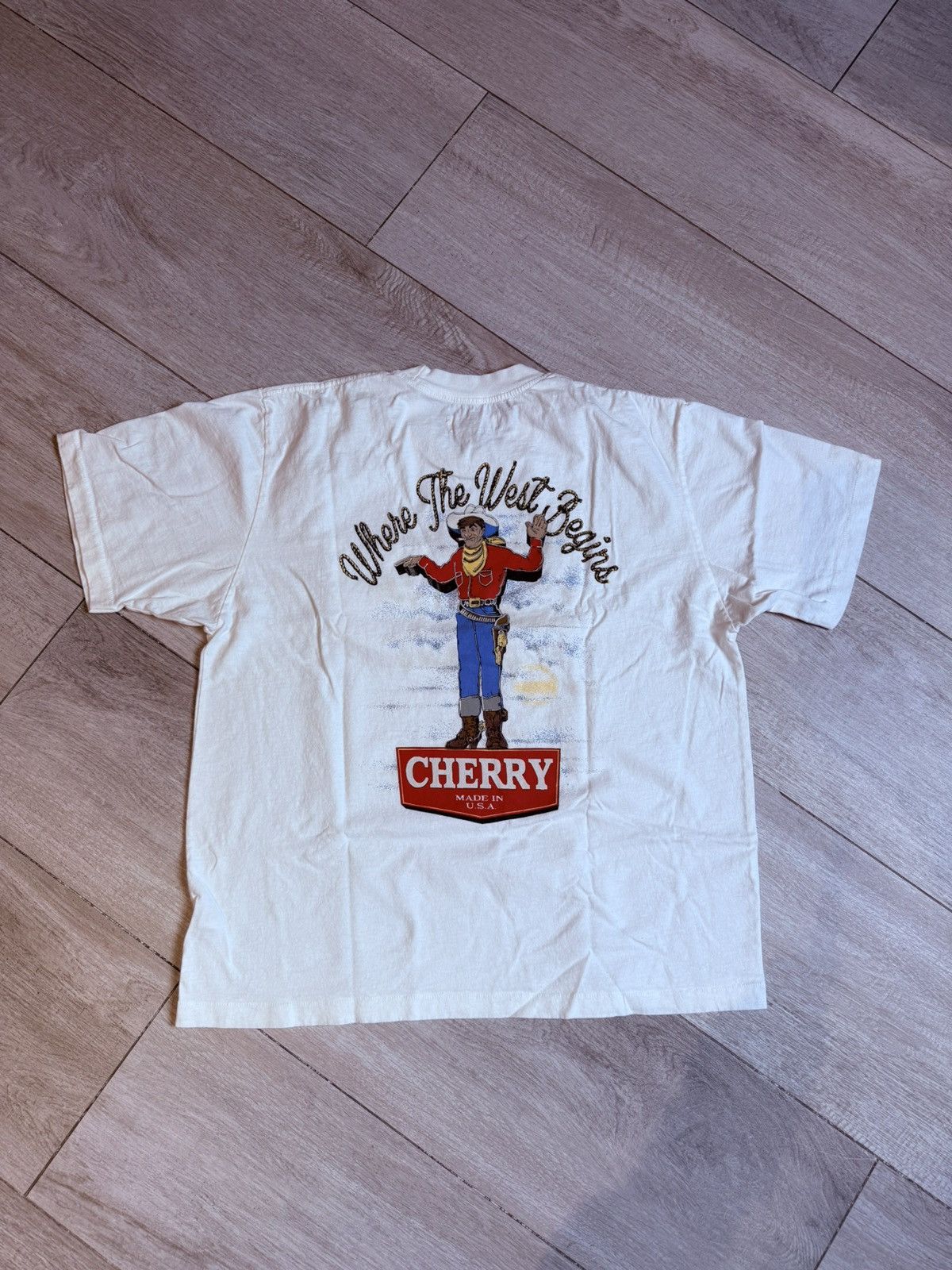 Cherry LA Cherry LA "Where the West Begins" T-shirt Size US XL / EU 56 / 4 - 4 Thumbnail