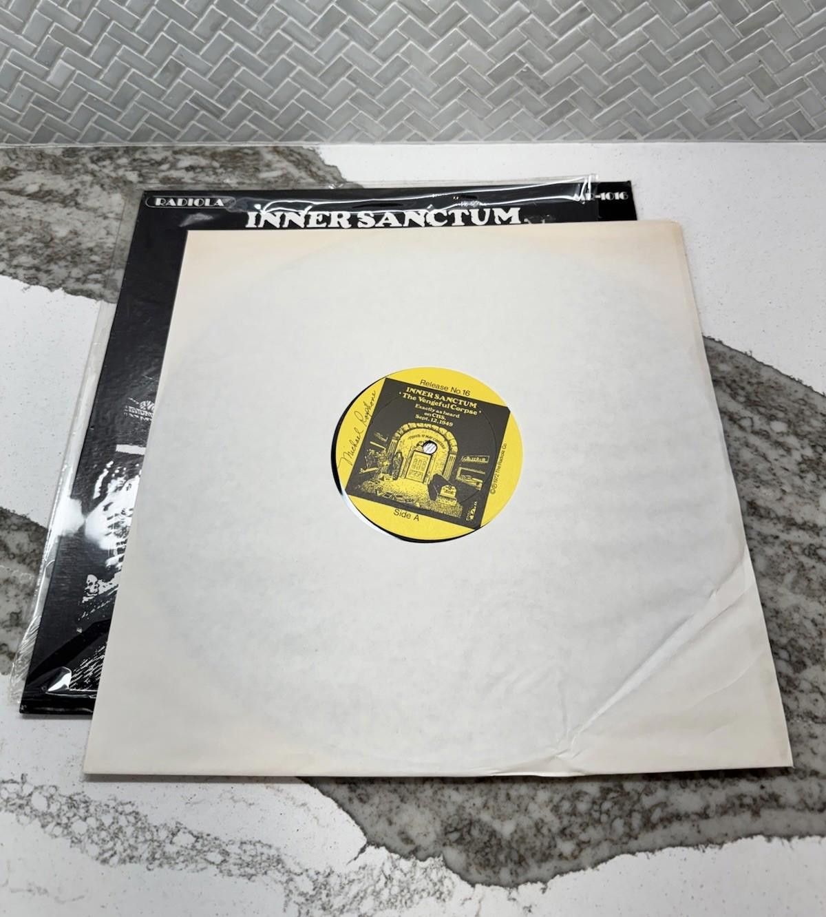 Designer Radiola 1972 Limited Pressing /1000 Inner Sanctum The Size ONE SIZE - 5 Thumbnail