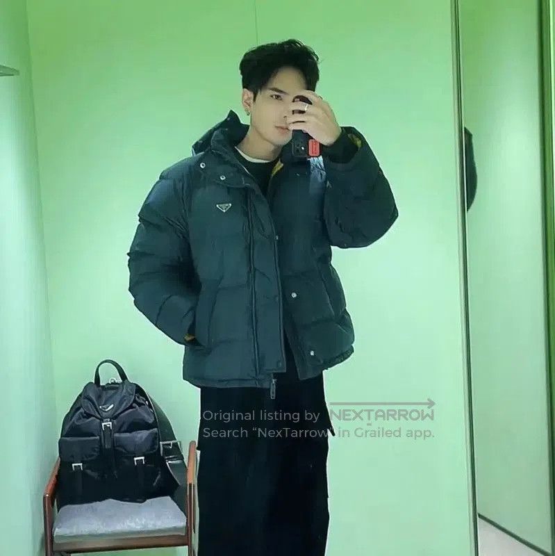 Prada Prada Men's Dark Blue Puffer Jacket. Size US M / EU 48-50 / 2 - 6 Thumbnail