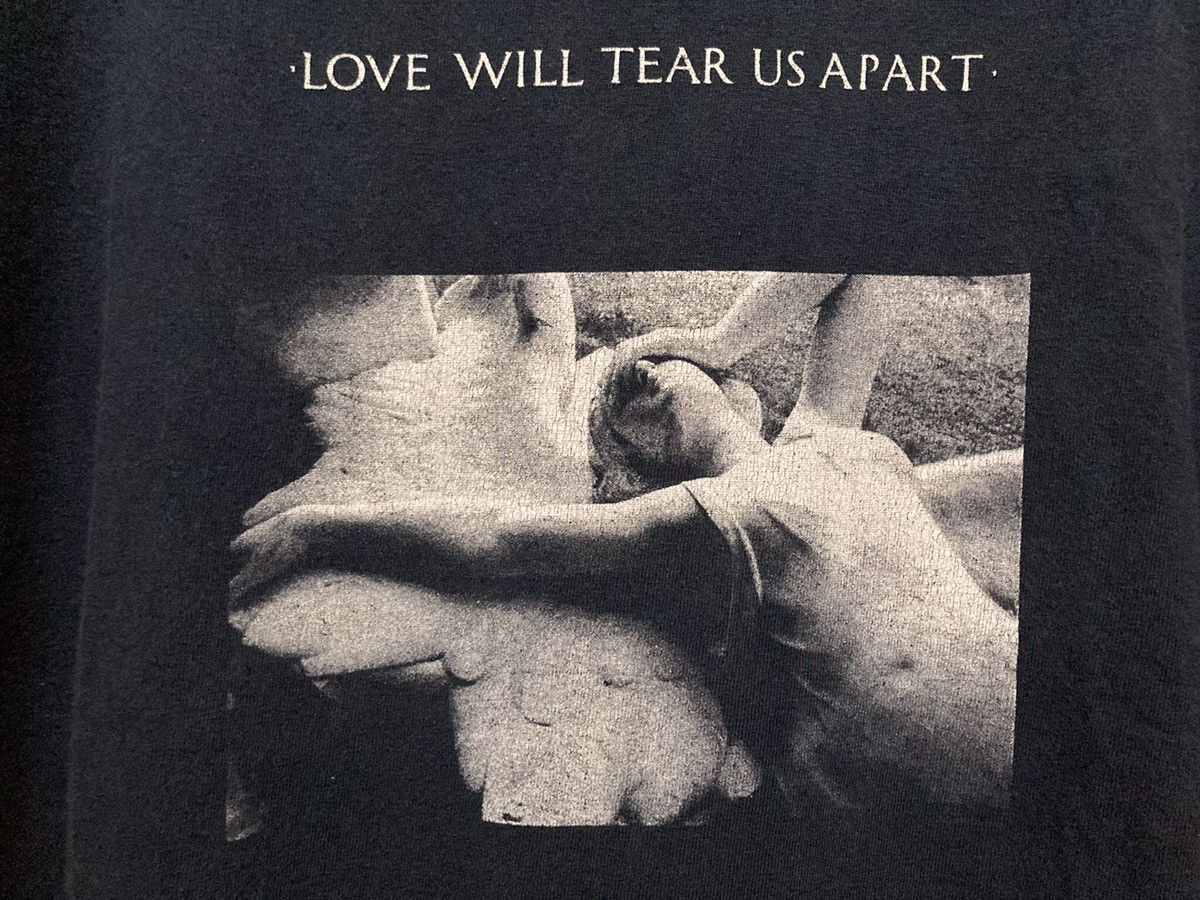 Band Tees × Joy Division × Vintage Vintage 00s Joy Division ‘Love Will Tear Us Apart’ Tshirt Size US L / EU 52-54 / 3 - 5 Thumbnail