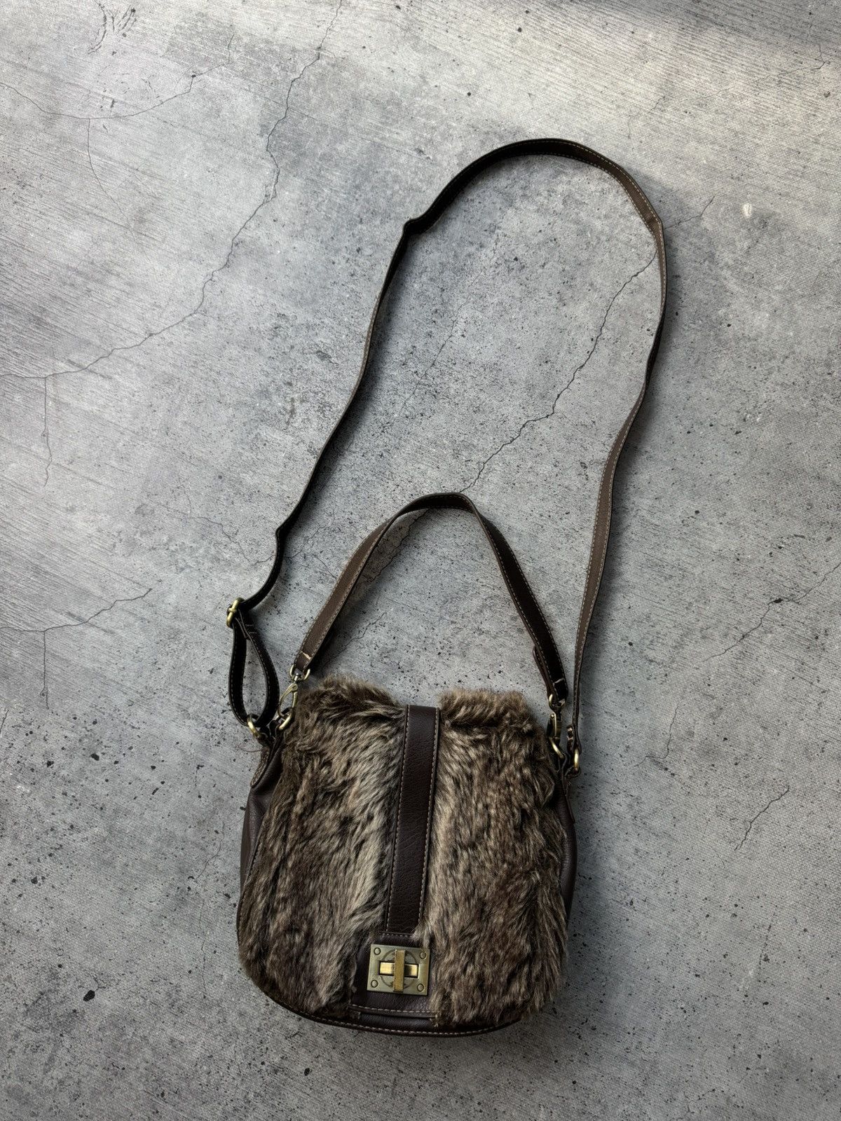 Hysteric Glamour Miss Sixty Y2K Hysteric Glamour Style Faux Fur Bag Size ONE SIZE - 6 Thumbnail
