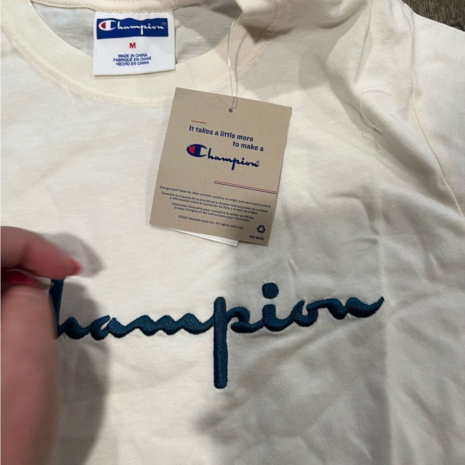 Champion NWT Champion Chalk White Embroidered Logo T-Shirt Size M Size M / US 6-8 / IT 42-44 - 5 Thumbnail