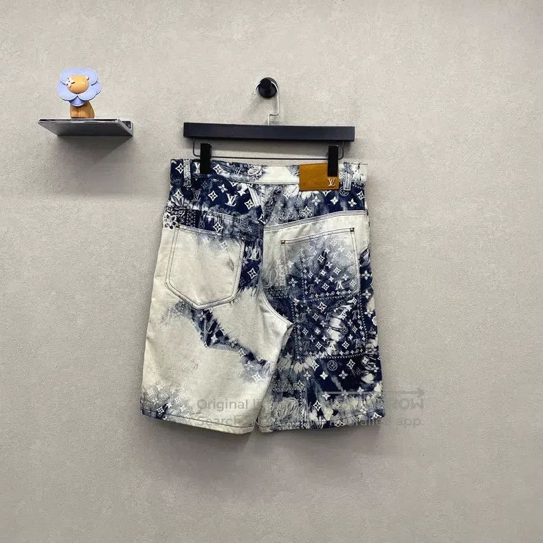 Louis Vuitton Louis Vuitton Tie-dyed cashew flower straight-leg shorts Size US 29 - 2 Thumbnail