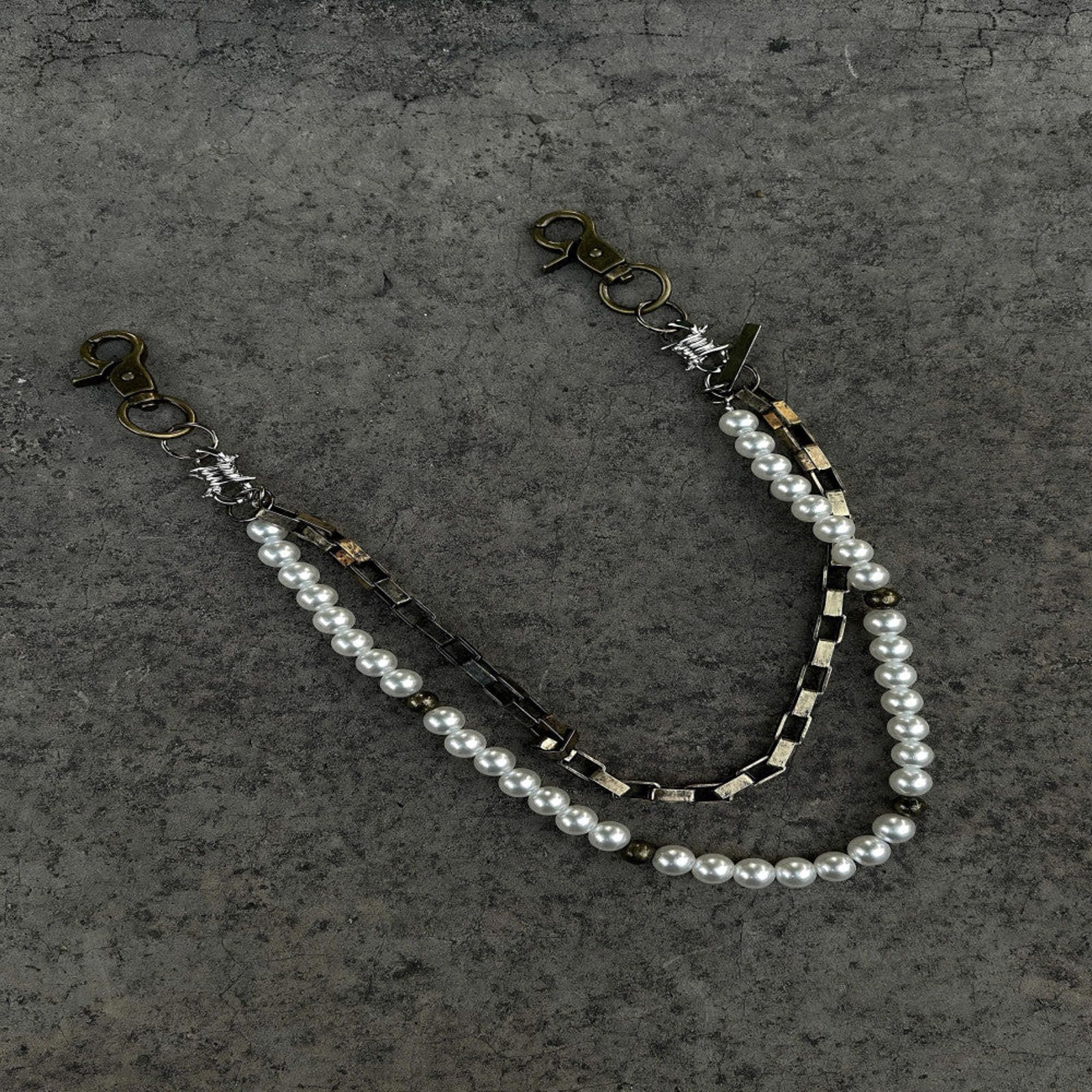 Jewelry Double Layer Pearl & Gold Wallet Chain Size ONE SIZE - 4 Thumbnail
