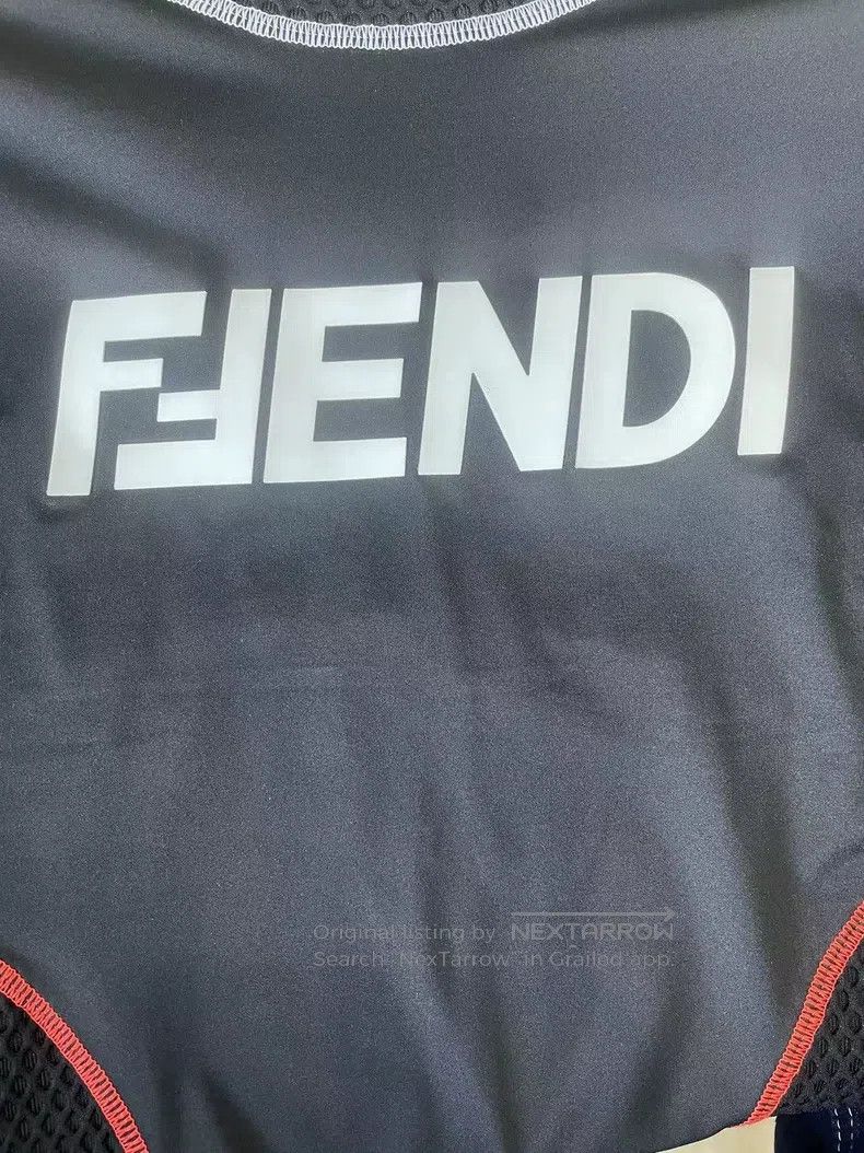 Fendi Fendi Black Sports Crop Top Size XS / US 0-2 / IT 36-38 - 6 Thumbnail