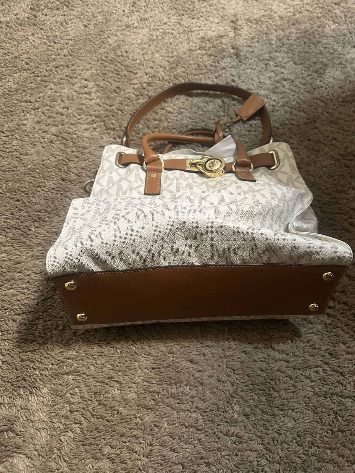 Michael Kors Vintage Michael Kors “Signature White” purse 00s Size ONE SIZE - 5 Thumbnail