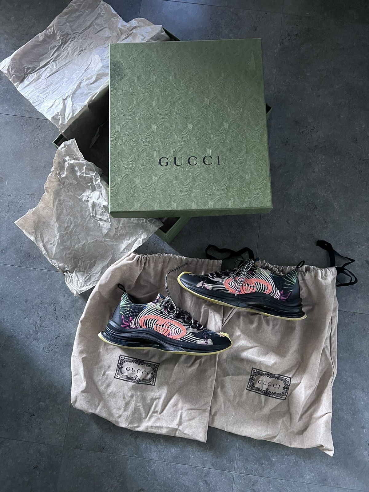 Gucci Gucci Run Runner Size US 9.5 / EU 42-43 - 2 Thumbnail