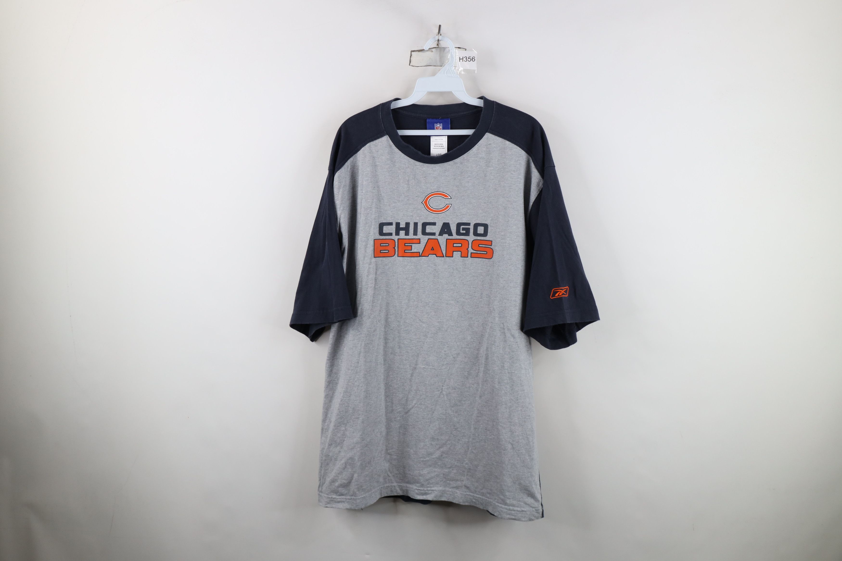Reebok Vintage Reebok Chicago Bears Football Raglan T-Shirt Gray Size US L / EU 52-54 / 3 - 1 Thumbnail