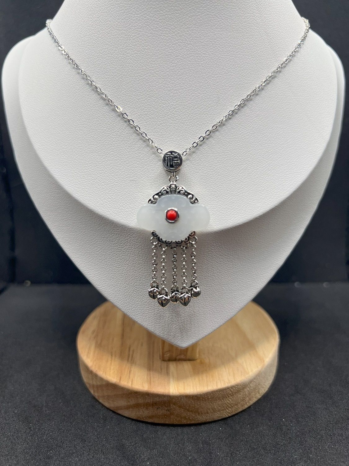 Jewelry White Jade Asian Style Chain Necklace Size ONE SIZE - 3 Thumbnail