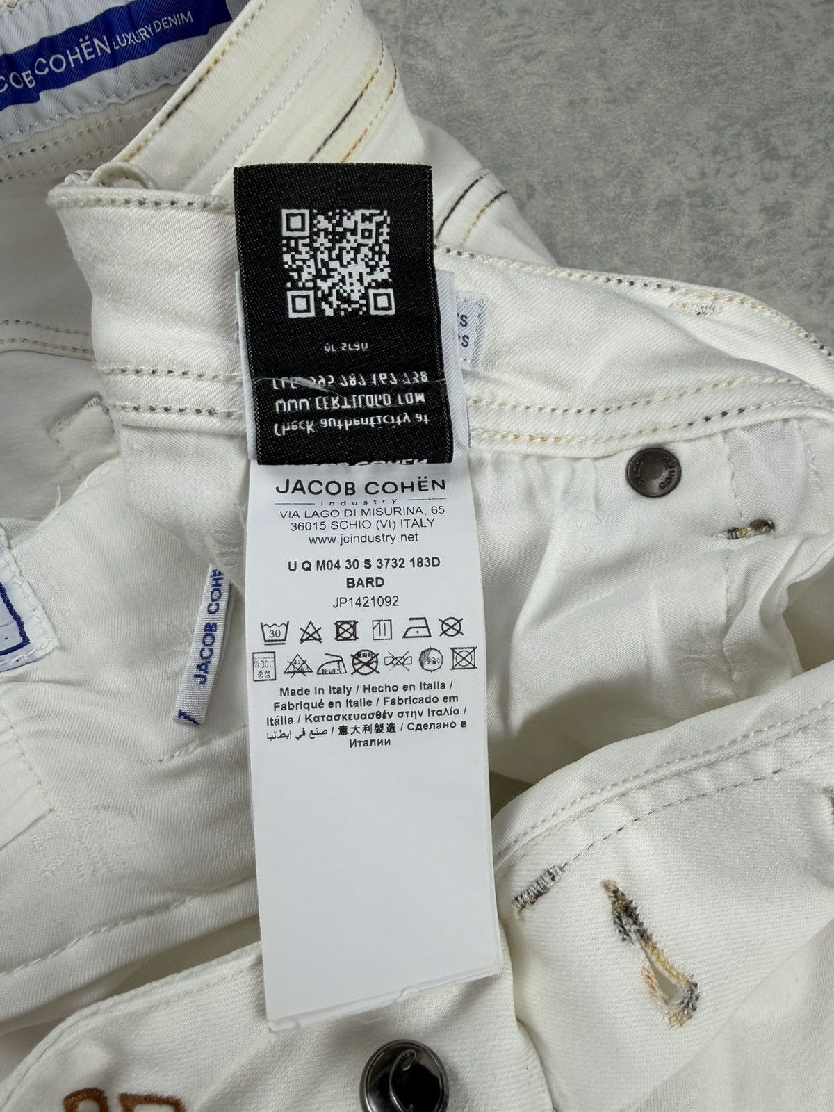 Jacob Cohen Jacob Cohen Bard White Denim Jeans Size 32 Size US 32 / EU 48 - 16 Thumbnail