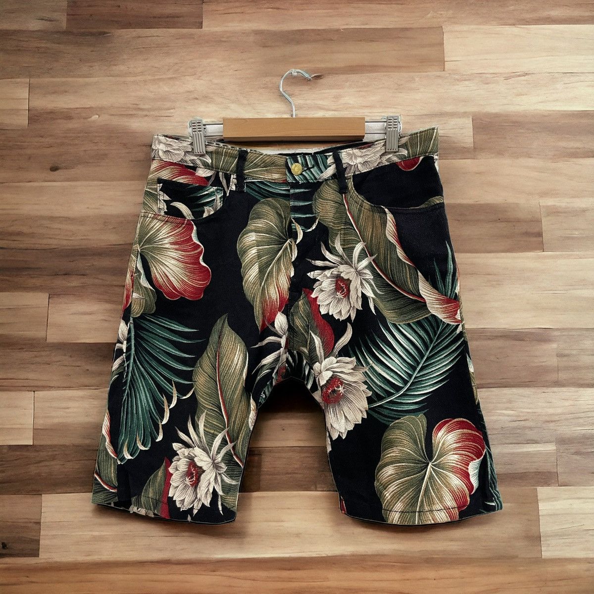 Schott Schott Bros New York Floral Short Pant Size US 32 / EU 48 - 1 Thumbnail