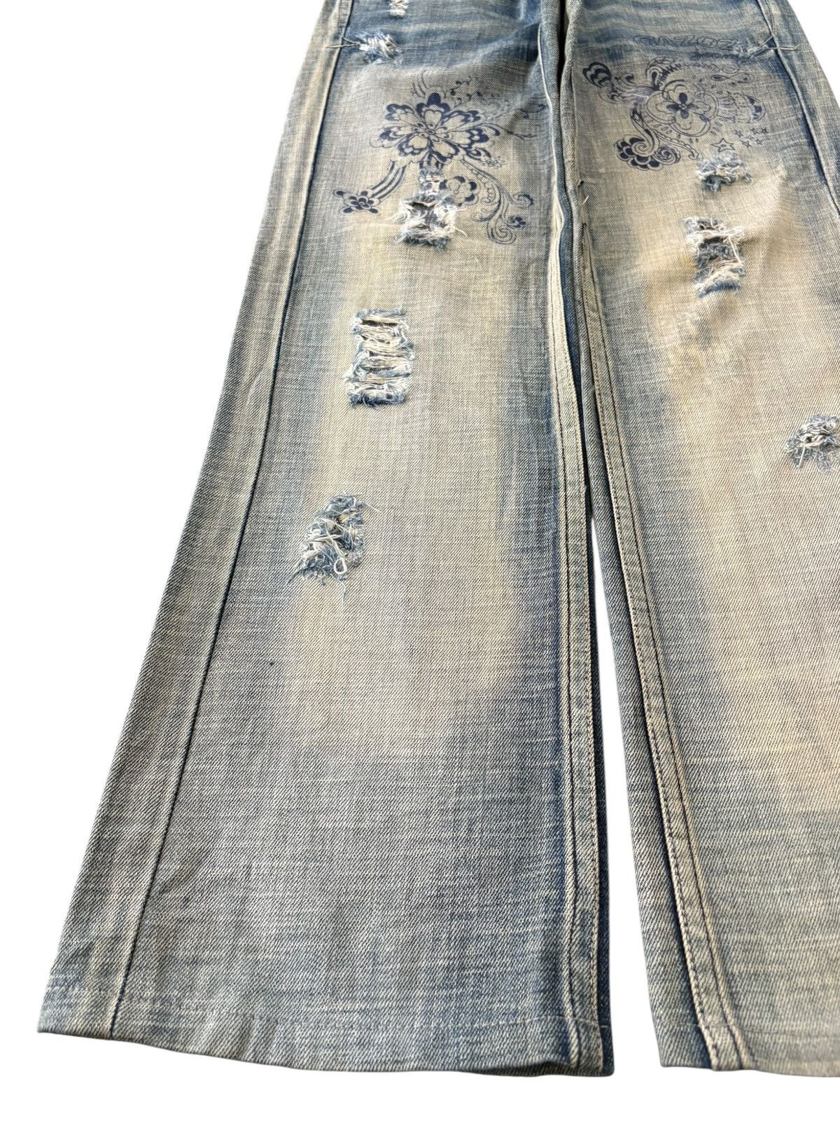 Japanese Brand Vintage Japanese Brand Rusty Mud Wash Distress Bootcut Jeans Size 27" / US 4 / IT 40 - 6 Thumbnail