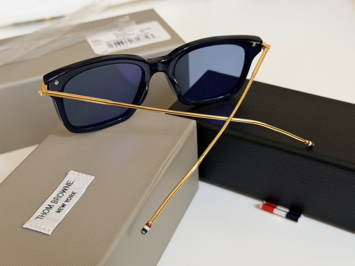 Thom Browne Thom Browne TB-701 Eyeglasses - Gold/Black - 49mm Size ONE SIZE - 4 Thumbnail
