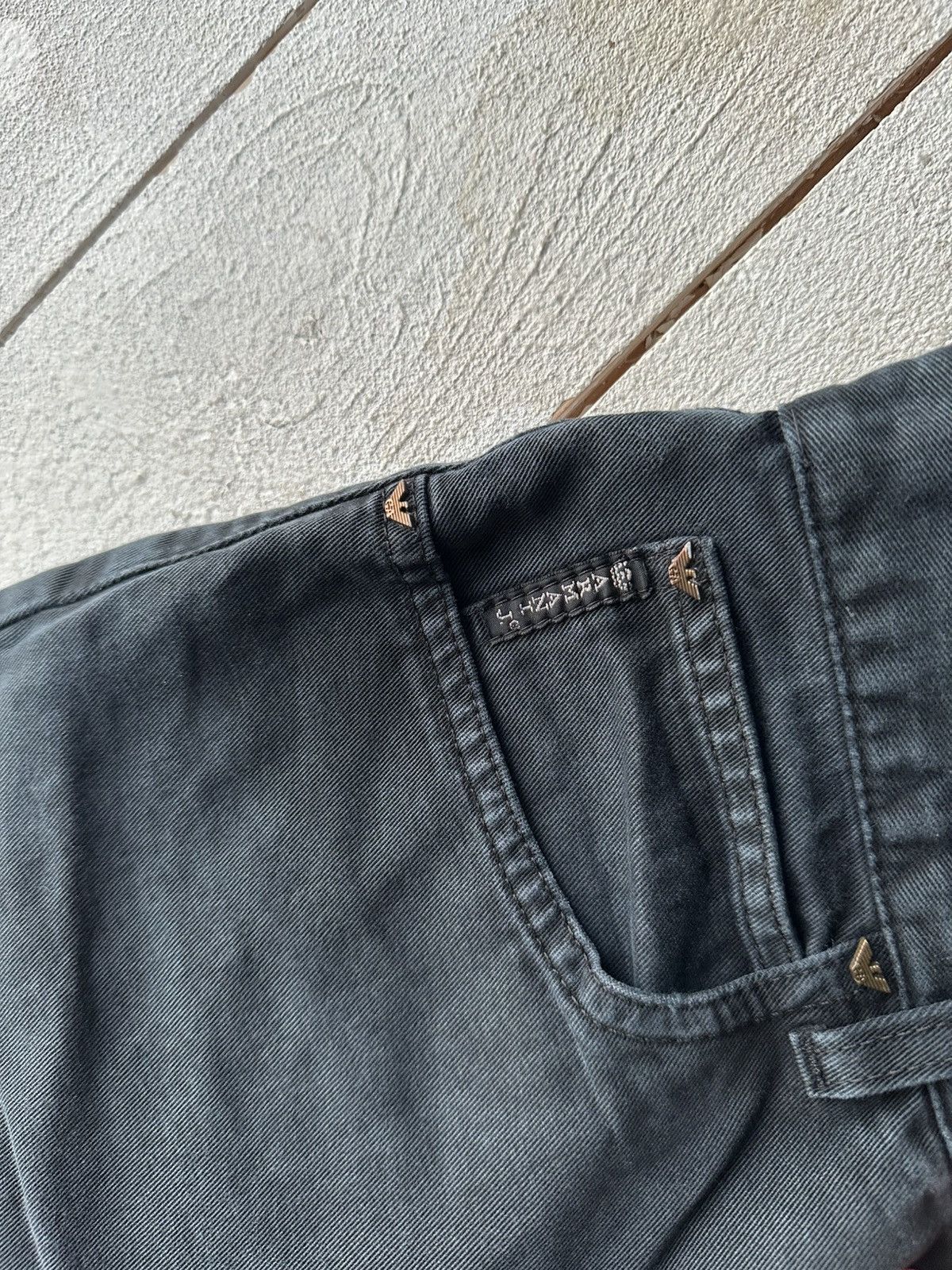 Armani 🚨Y2K WOMEN ARMANI JEANS WITH LOGO AVANT GARDE DENIM PANTS Size 29" - 9 Thumbnail