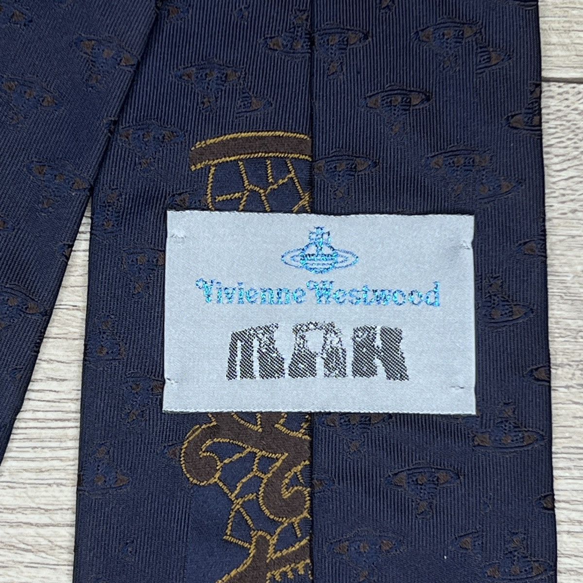 Vintage VIVIENNE WESTWOOD ORBS MONOGRAM PRINT NECK TIE NAVY SILK Size ONE SIZE - 8 Thumbnail