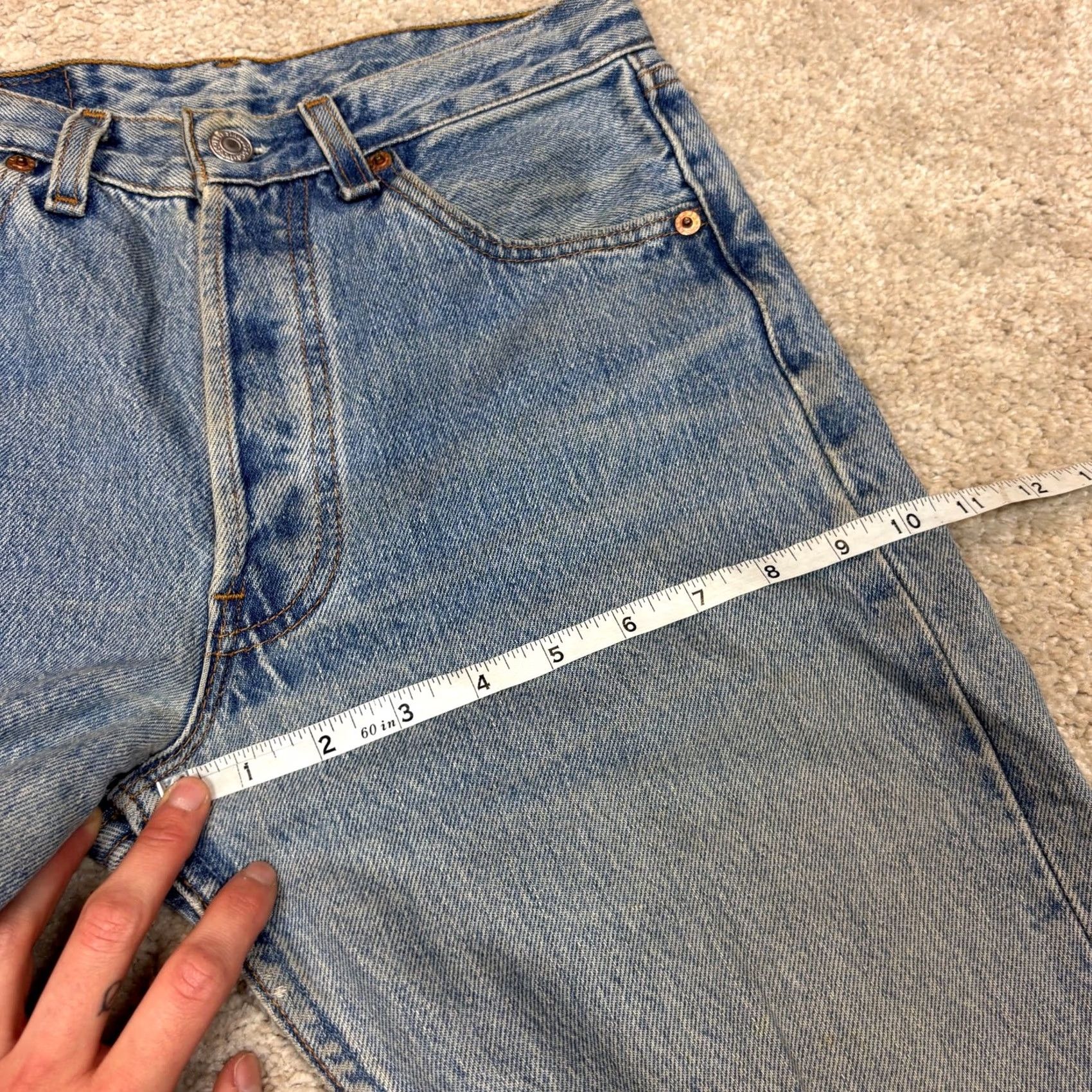 Levi's VINTAGE Levi's 501 Jeans Straight 28x32 Made in USA 90s Raw Hem Blue Size US 28 / EU 44 - 7 Thumbnail