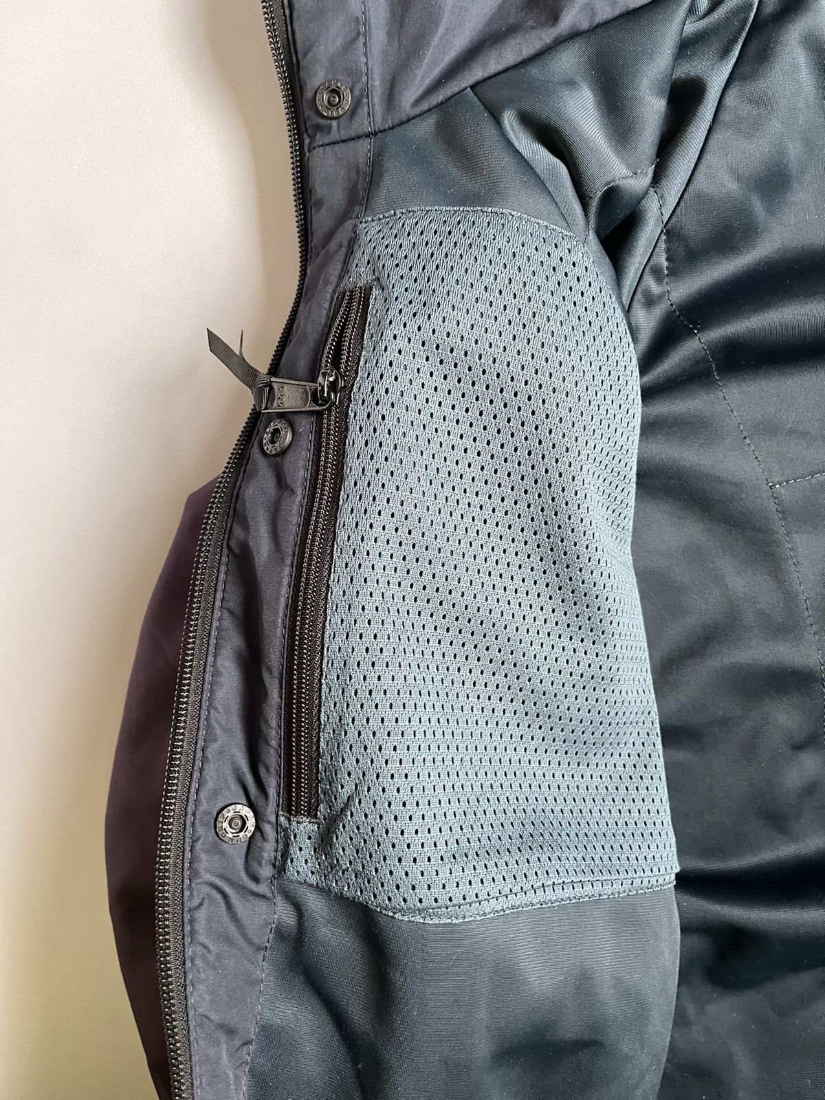 Other Vintage Paramo Analogy Waterproof By Nikwax Purple Jacket Size US XS / EU 42 / 0 - 14 Thumbnail