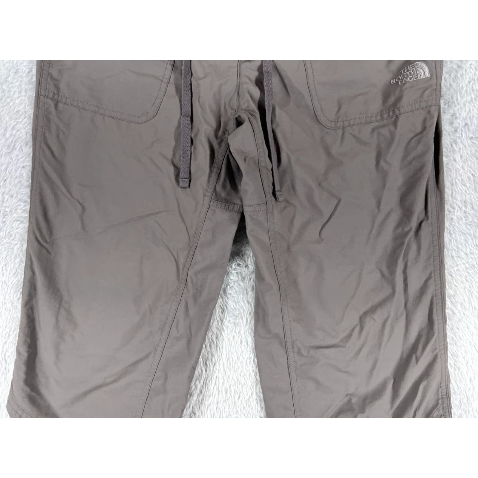 The North Face The North Face Pants Womens Capri 6 Gray 100% Nylon Bush Pockets Hiking Camping Womens Size 28" / US 6 / IT 42 - 3 Thumbnail