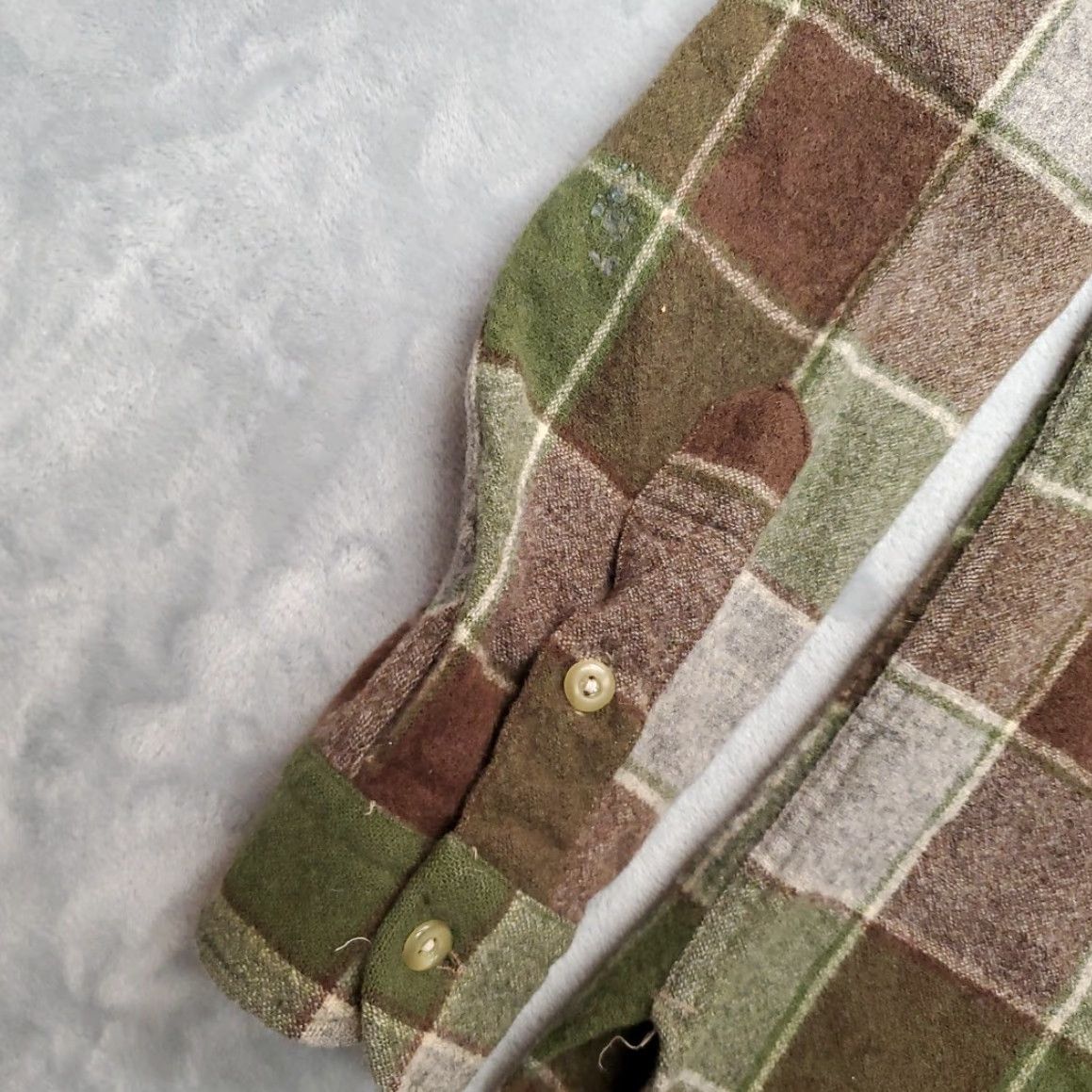 Pendleton VTG Pendleton Shirt Mens 15.5 Green Plaid 100% Wool Board Flap Pocket READ Shirt Mens 15.5 Green Plaid Wool Vintage Casual Men Size US L / EU 52-54 / 3 - 2 Thumbnail