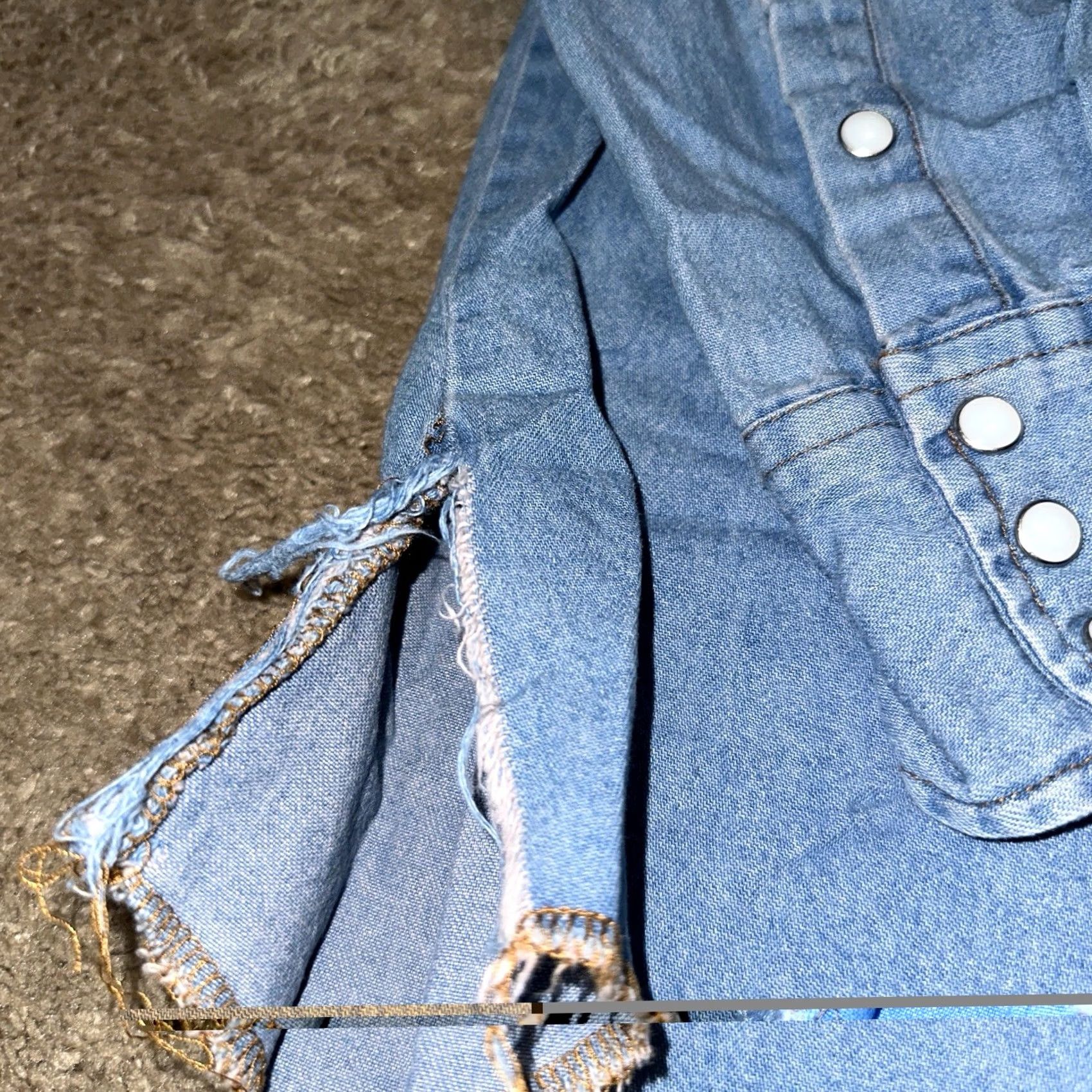 Wrangler VINTAGE Wrangler Western Shirt Mens M Blue Chambray Button-Up Snap Cowboys Western Size US M / EU 48-50 / 2 - 4 Thumbnail