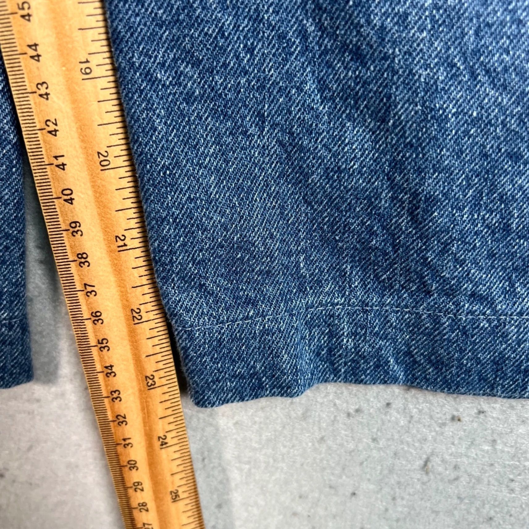 Vintage VINTAGE Rocky Mountain Womens Jeans Cropped Denim 9R Blue 28 in Zip High Rise Relaxed Fit 100% Cotton Painters Logo? Size 30" / US 8 / IT 44 - 7 Thumbnail