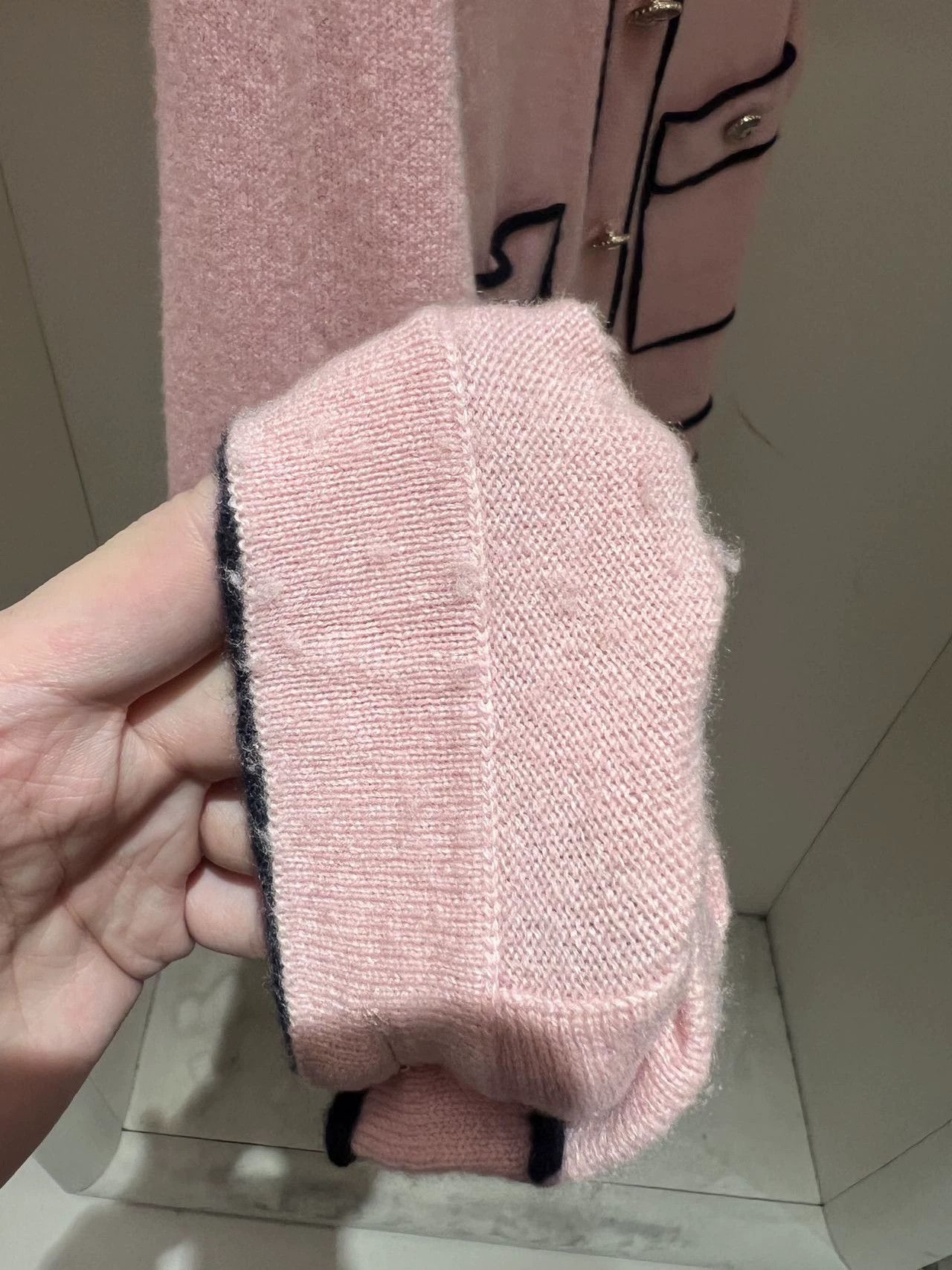 Chanel Chanel Pink Short 38 Jacket (Pilling) Size S / US 4 / IT 40 - 7 Thumbnail