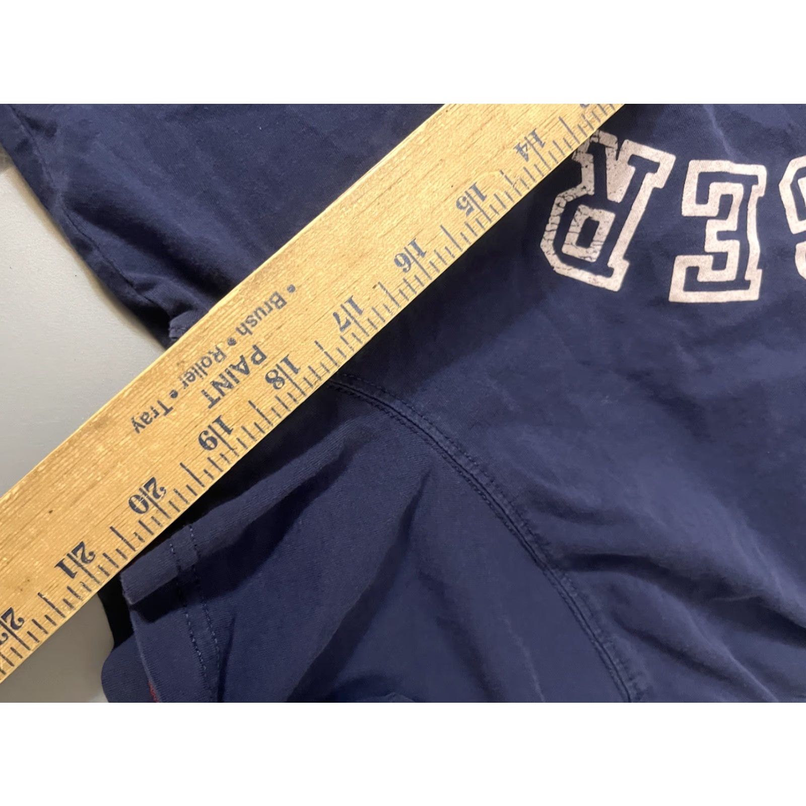 Tommy Hilfiger Tommy Hilfiger Mens T-Shirt Small Crew Neck Short Sleeve Blue Graphic Vintage? (Note: Original size M, not vintage indicated) Size US M / EU 48-50 / 2 - 5 Thumbnail