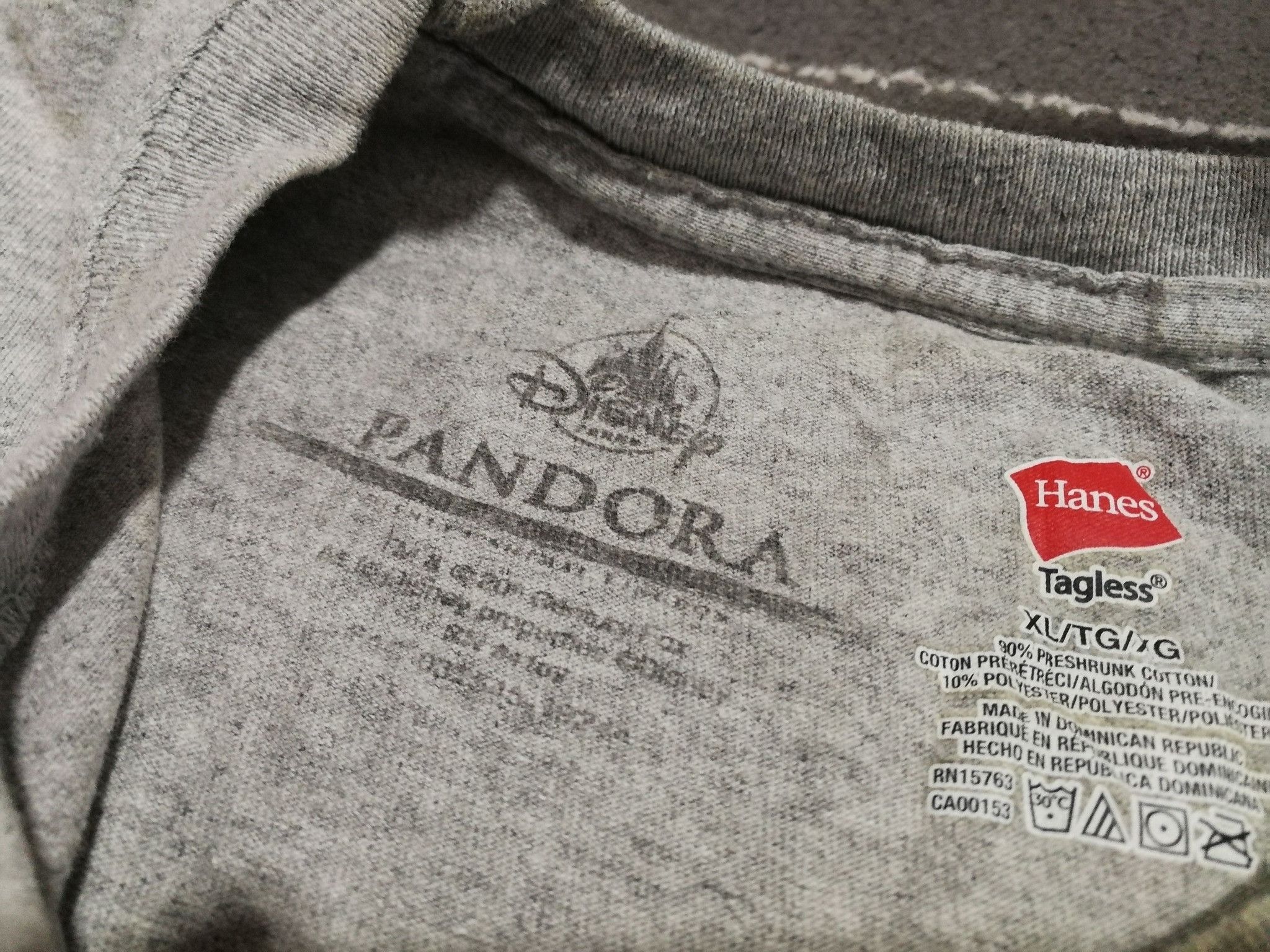 Disney × Vintage Vintage Pandora aka Avatar X Hanes X disney L 1884 Size US L / EU 52-54 / 3 - 4 Thumbnail