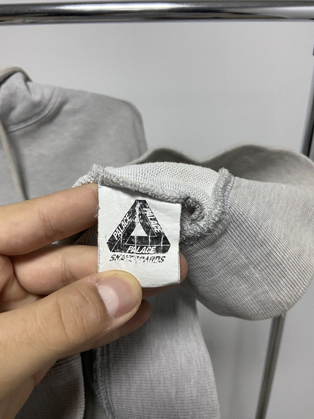 Palace × Vintage Palace skeledon Vintage Hoodie big Logo skate Size US M / EU 48-50 / 2 - 5 Thumbnail