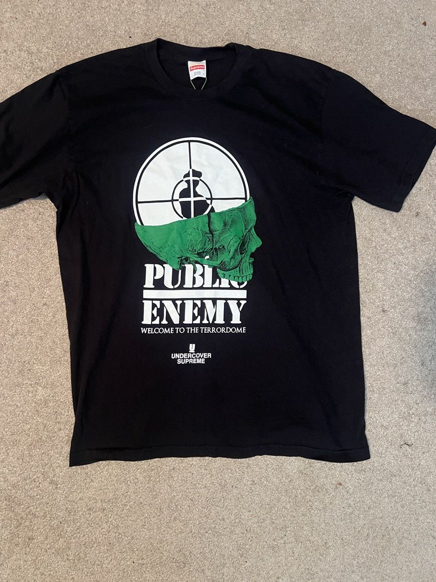 Supreme Supreme public enemy graphic tee Size US L / EU 52-54 / 3 - 1 Thumbnail