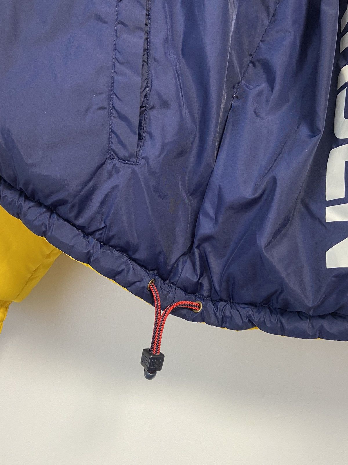 Helly Hansen Helly Hansen Jacket Puffer y2k style Big Logo Size US XS / EU 42 / 0 - 13 Thumbnail