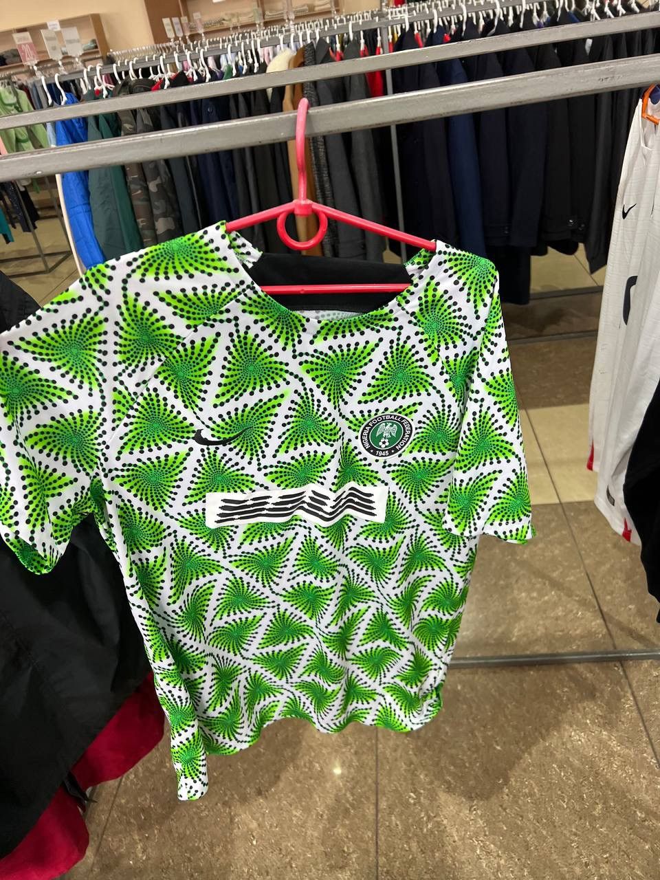 Nike Vintage nike nigeria soccer jersey size XL logo ninja rare Size US XL / EU 56 / 4 - 1 Thumbnail
