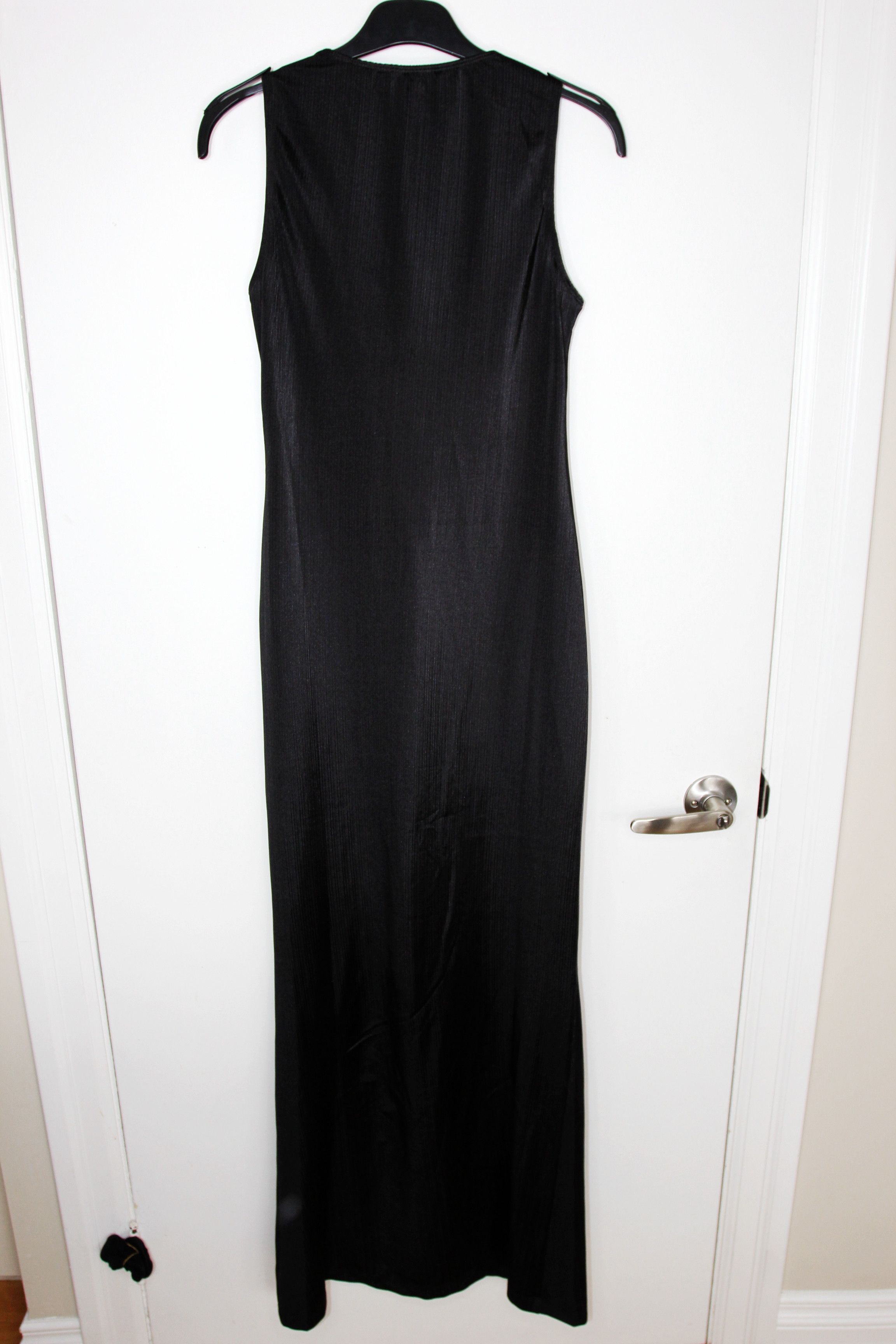 Other BNWT AW24 KLESIS TWISTED DETAIL MAXI SILKY DRESS L Size L / US 10 / IT 46 - 3 Thumbnail