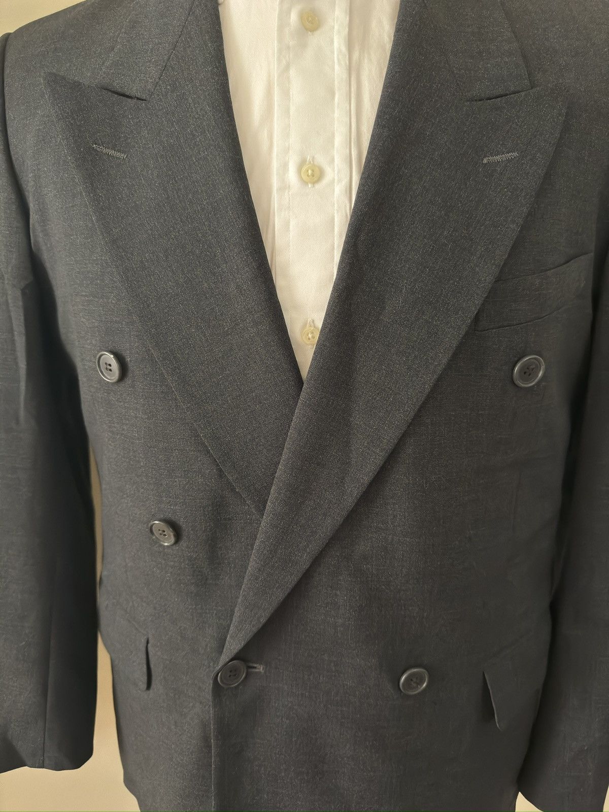 Yves Saint Laurent Yves Saint Laurent Made in France DB Peak Lapel Blazer 40R Size 40R - 4 Thumbnail