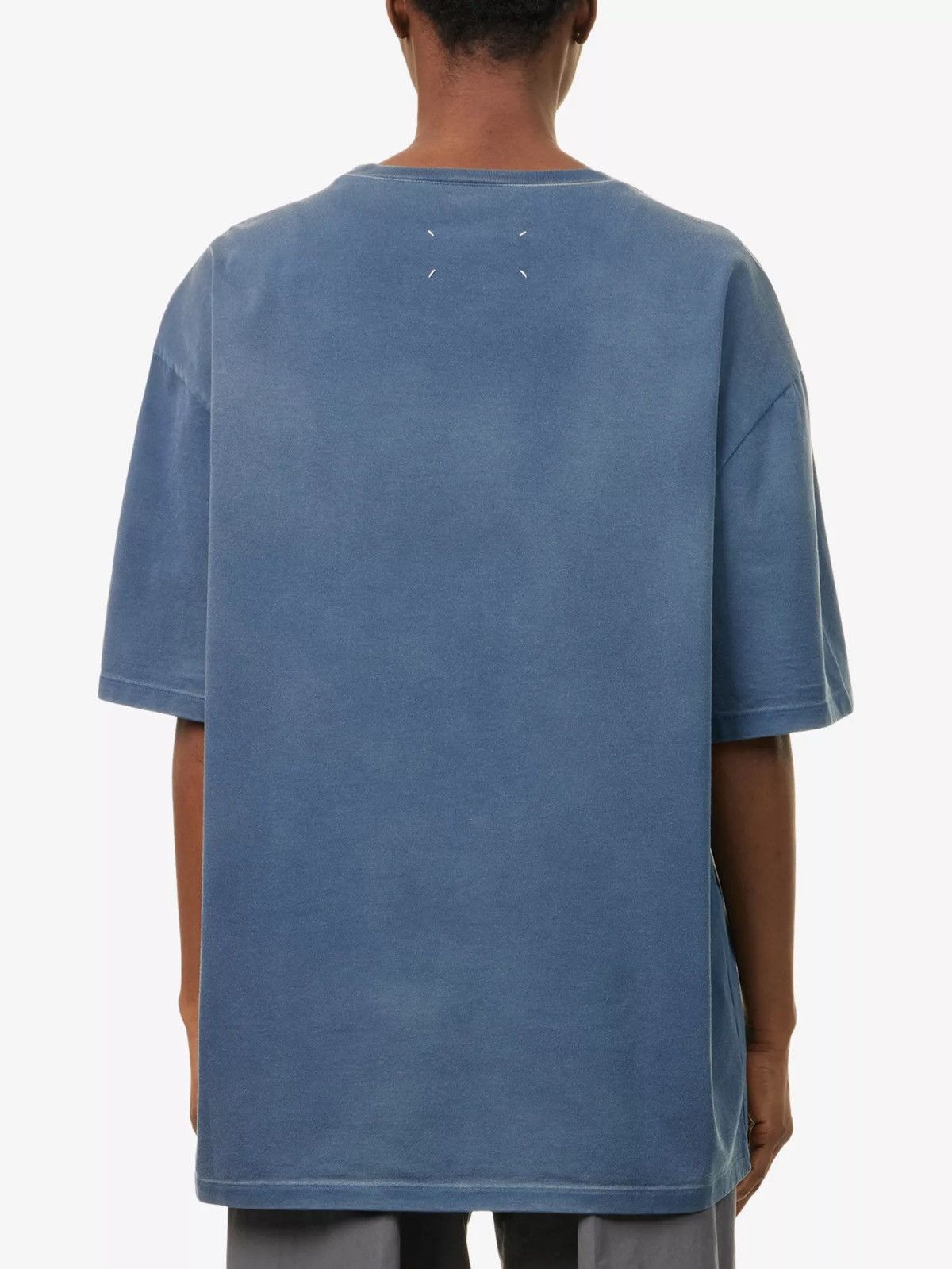 Maison Margiela Maison Margiela - Oversized Overdye Logo T-Shirt Size US S / EU 44-46 / 1 - 19 Thumbnail