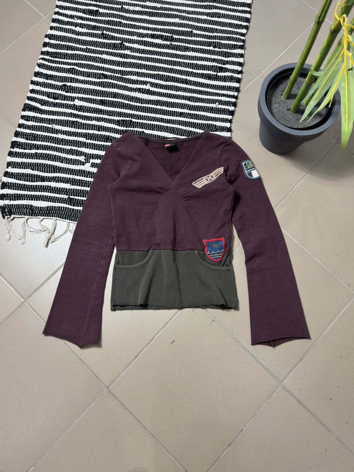 Diesel VINTAGE DIESEL 2000s SWEATER Size XS / US 0-2 / IT 36-38 - 1 Thumbnail