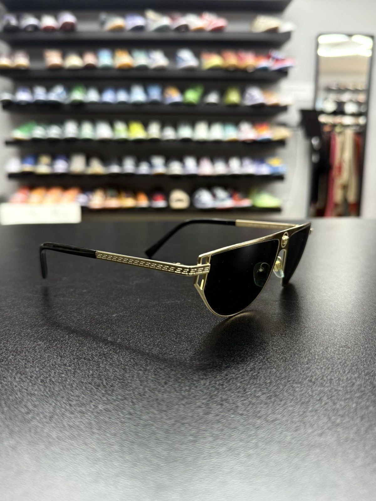 Versace AUTHENTIC Mens Versace Gold Sunglasses Size ONE SIZE - 2 Thumbnail