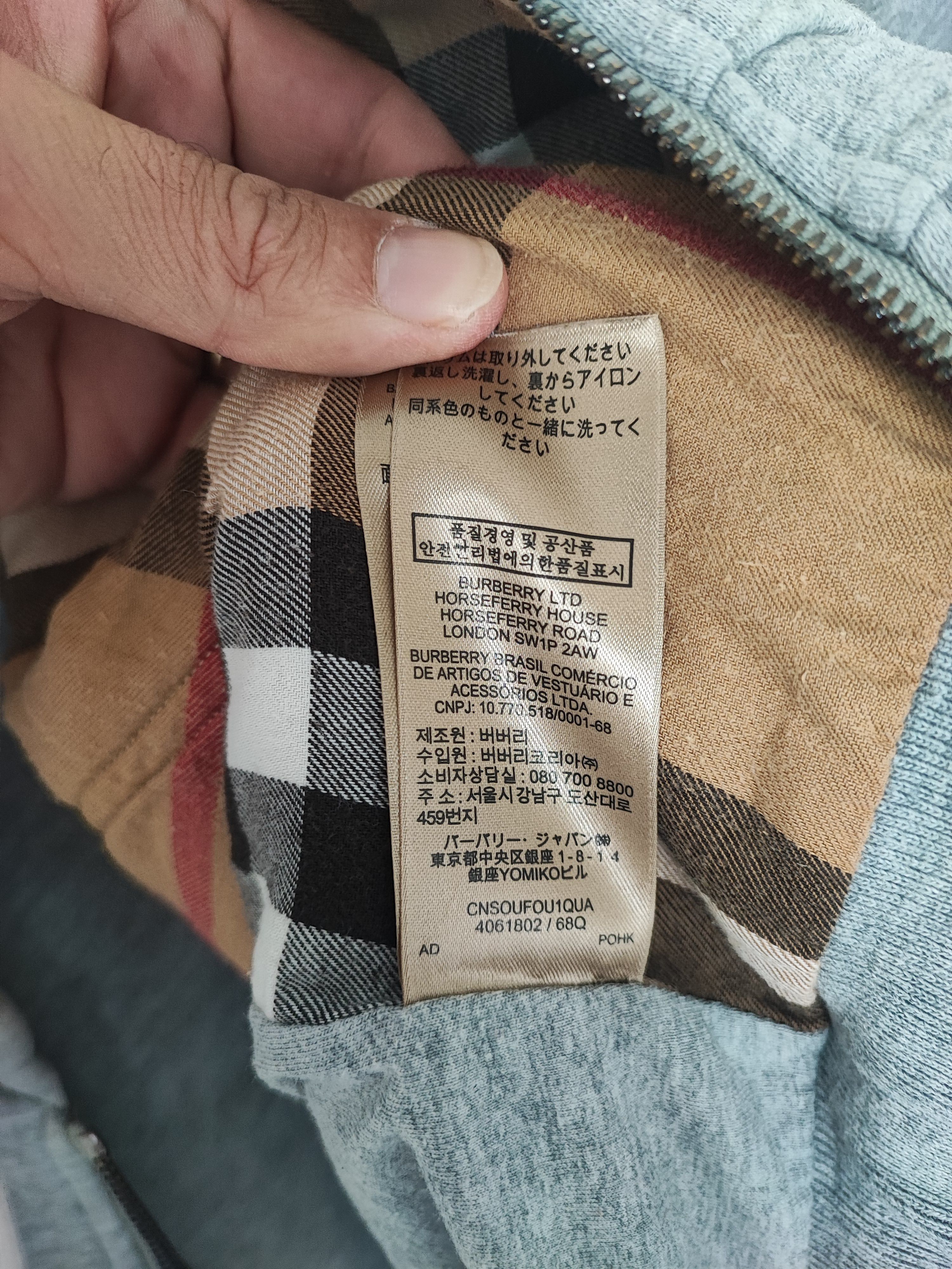 Burberry 🔥 Burberry Hooded Vest Size XL 🔥 Size US XL / EU 56 / 4 - 9 Thumbnail
