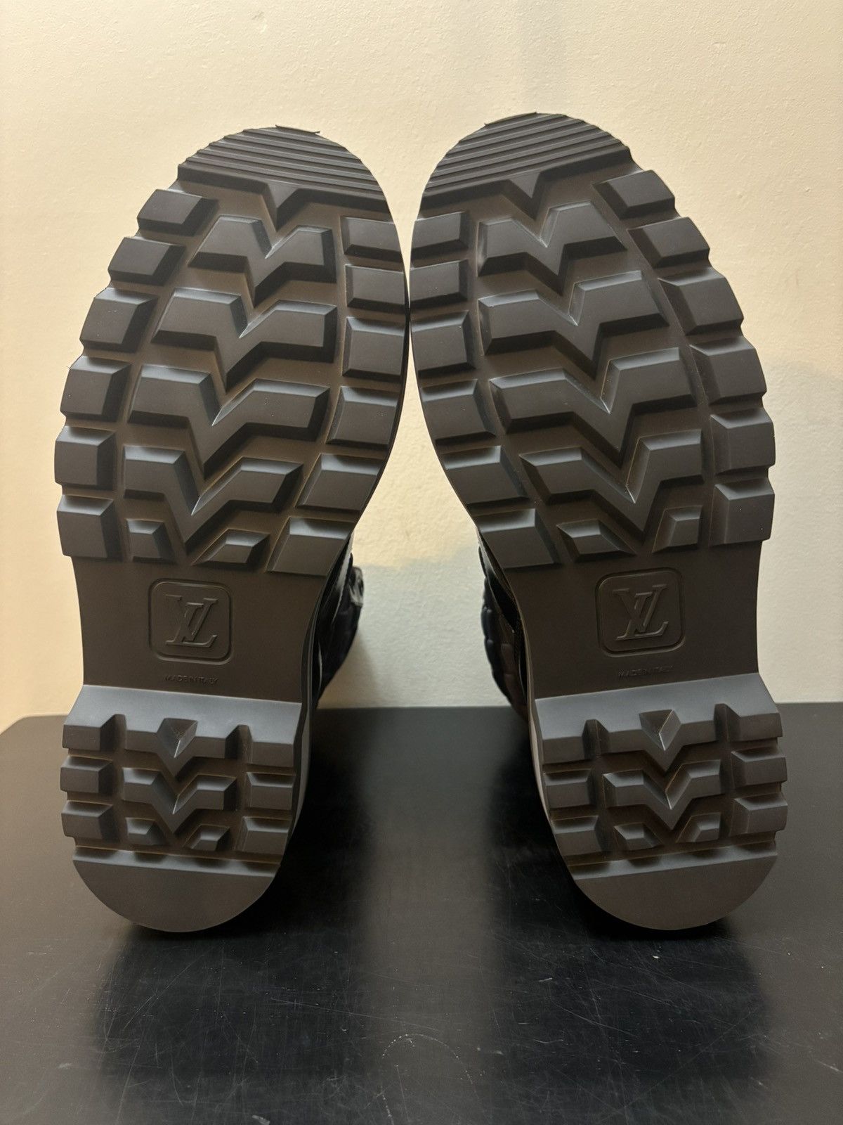 Louis Vuitton Louis Vuitton Damier Leather Landscape Ranger Boots Size US 7 / EU 40 - 6 Thumbnail
