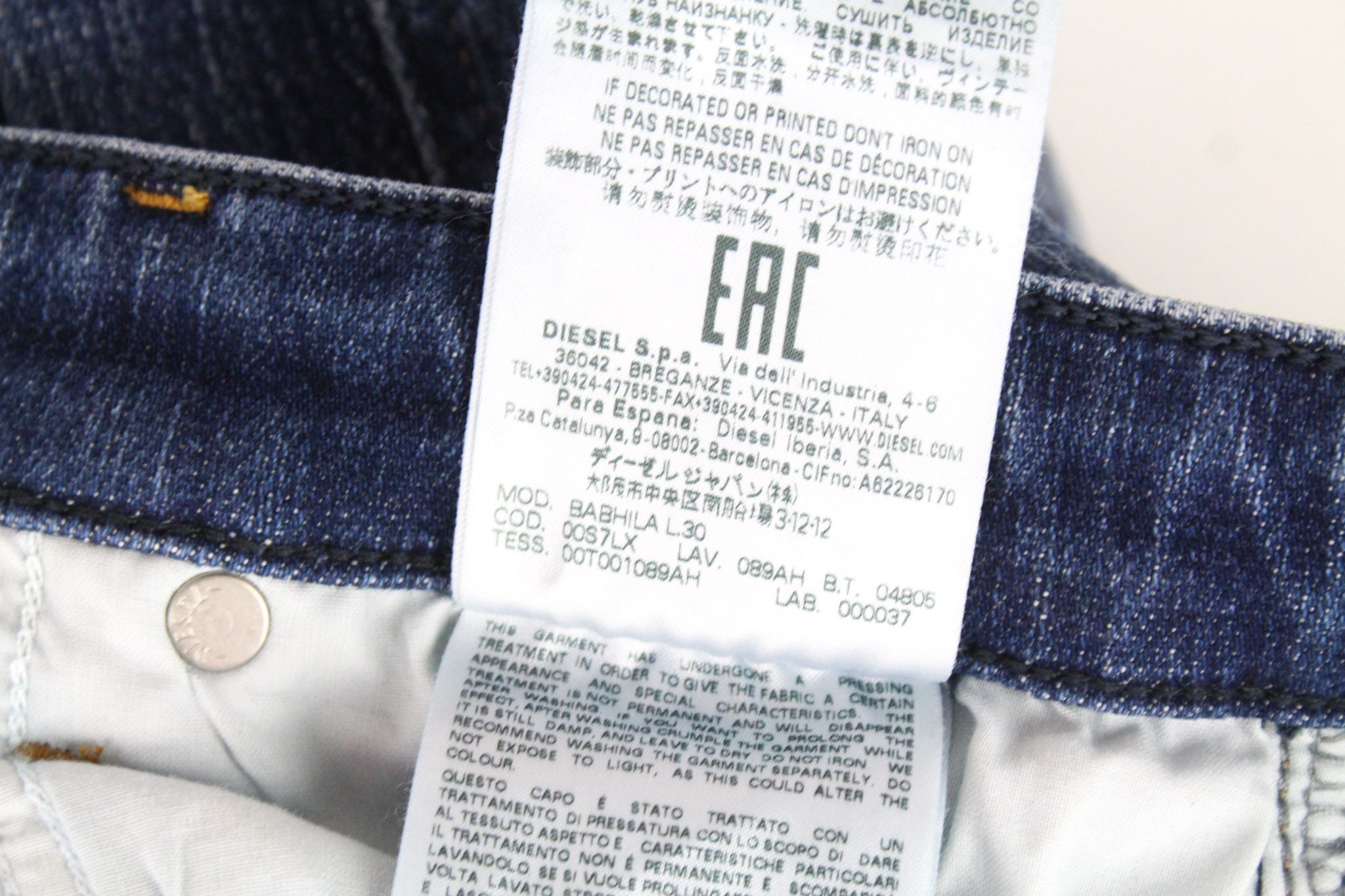 Diesel BABHILA 089AH W25/L30 Dark Blue Buttoned Jeans 72469 Size 25" / US 0 / IT 36 - 9 Thumbnail