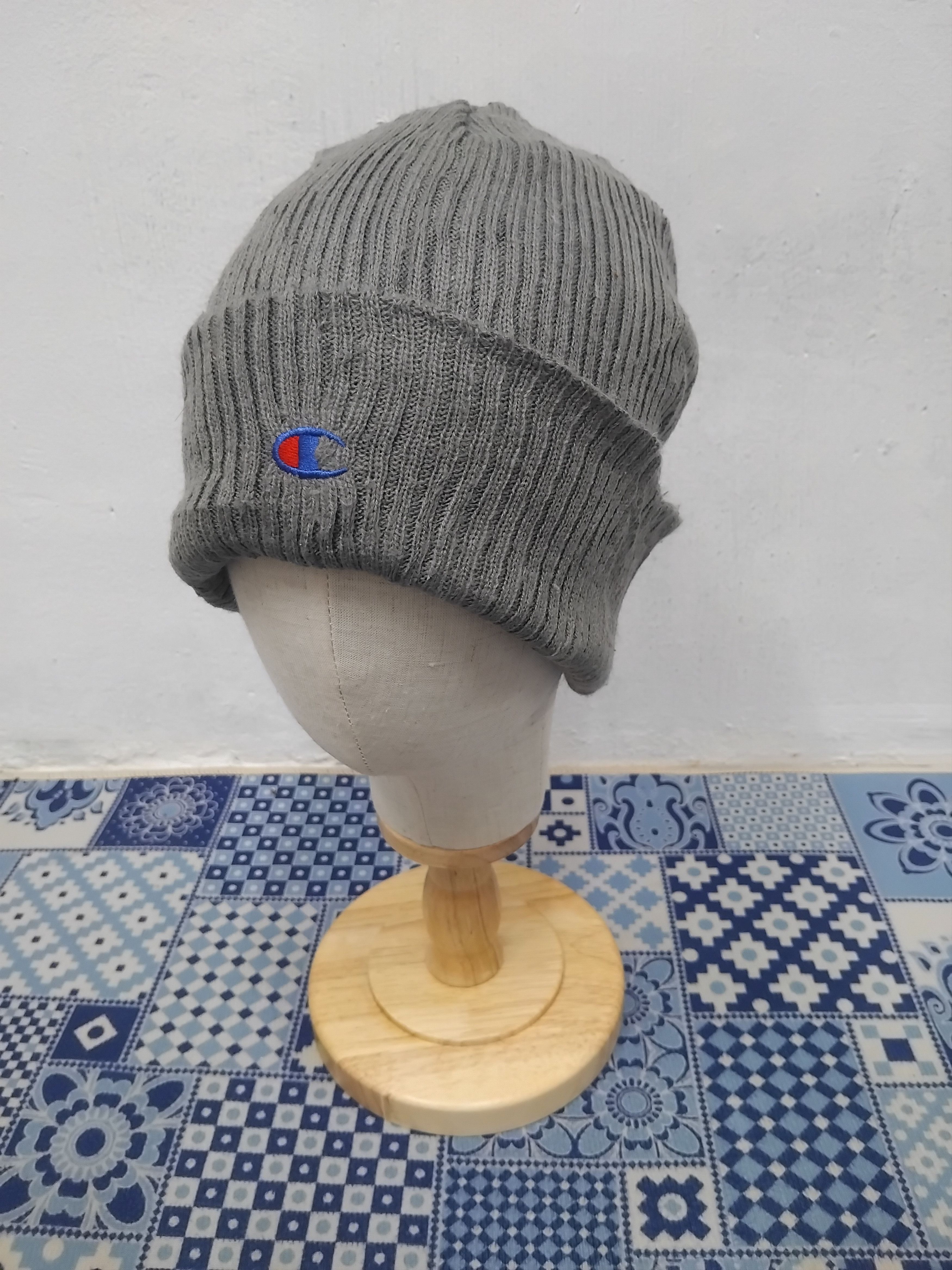 Champion grey beanie