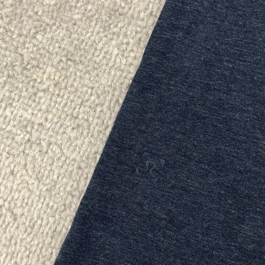 Lululemon Lululemon Shirt Mens Small Blue Active Fitness Workout Gym Training Long Sleeve Size US S / EU 44-46 / 1 - 2 Thumbnail