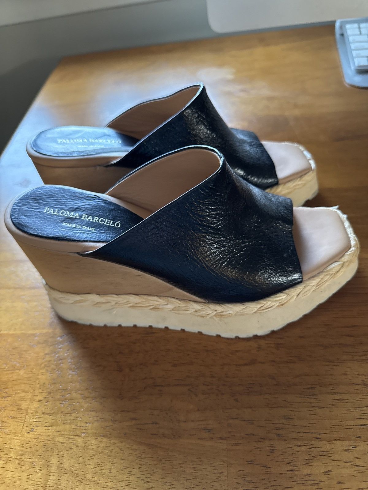 Paloma Bercelo Paloma Barcelo Black Patent open toe wedge Size US 7 / IT 37 - 2 Thumbnail