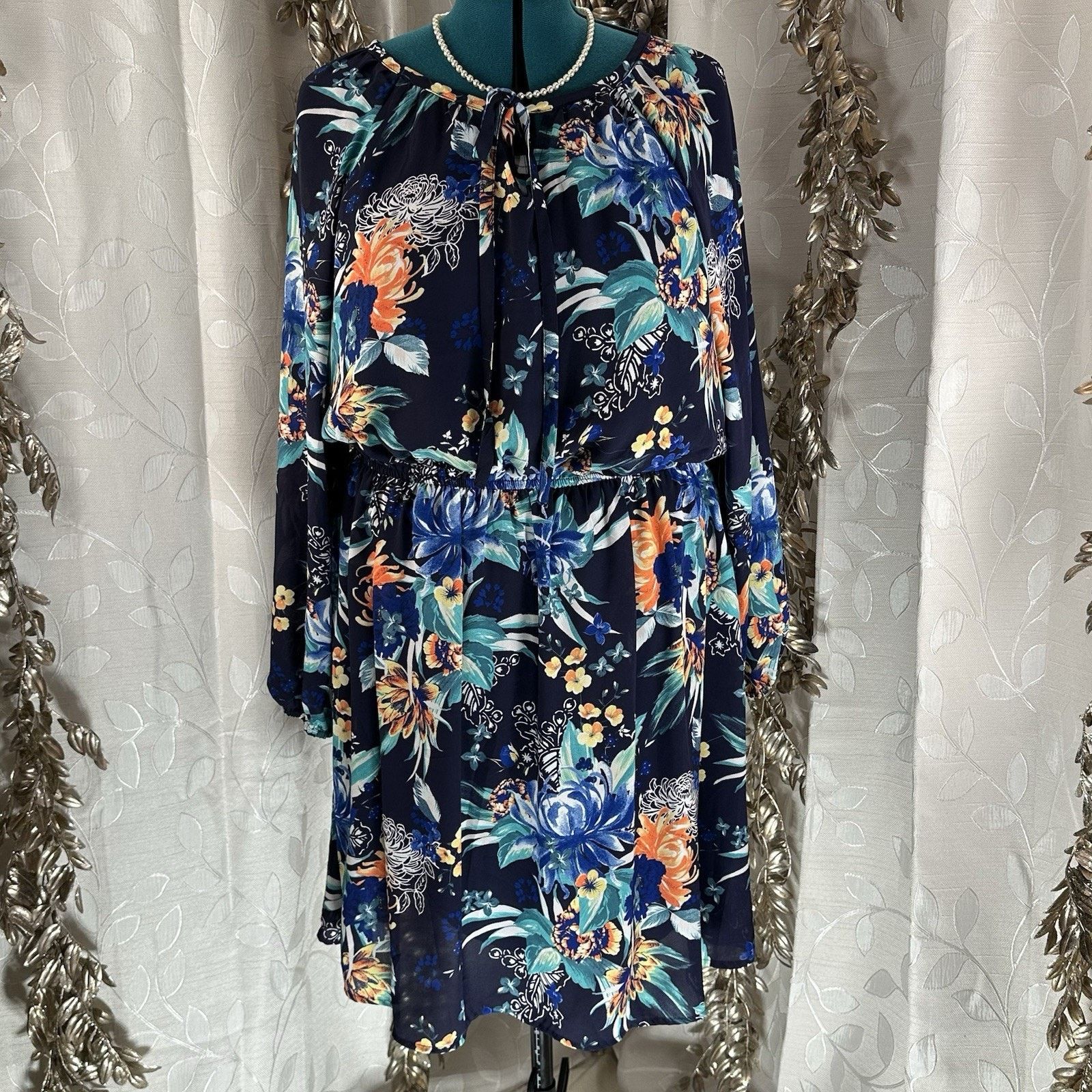 Other Ava & Viv 1X Navy Floral Dress Sheer Sleeves & Tie Neck Size XL / US 12-14 / IT 48-50 - 1 Thumbnail