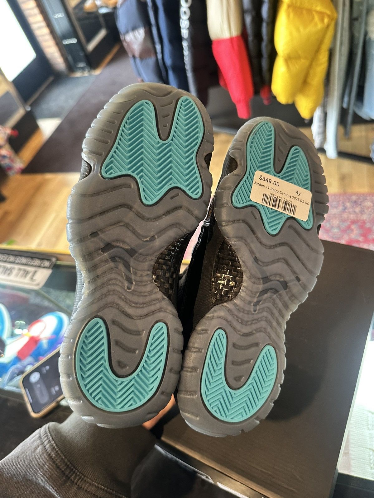 Jordan Brand Jordan 11 Retro Gamma 2025 DS Size US 4 / IT 34 - 4 Thumbnail
